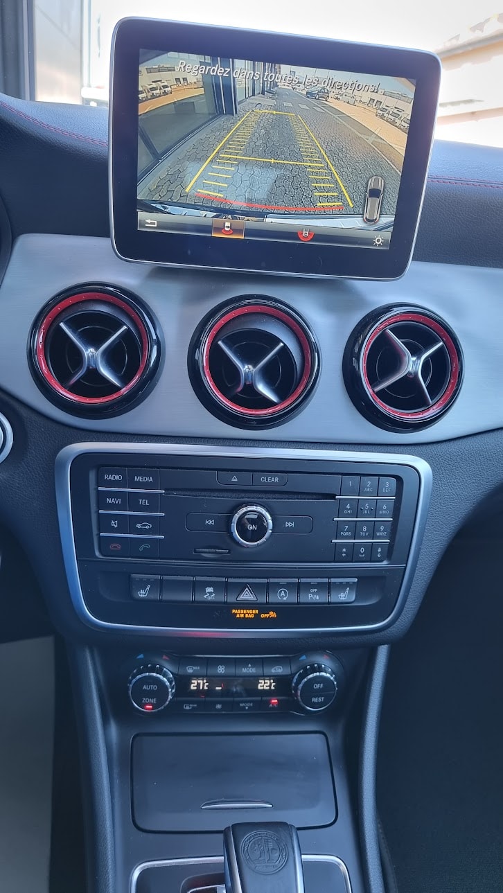 MERCEDES-BENZ GLA 45 AMG 4Matic 7G-DCT-image-13