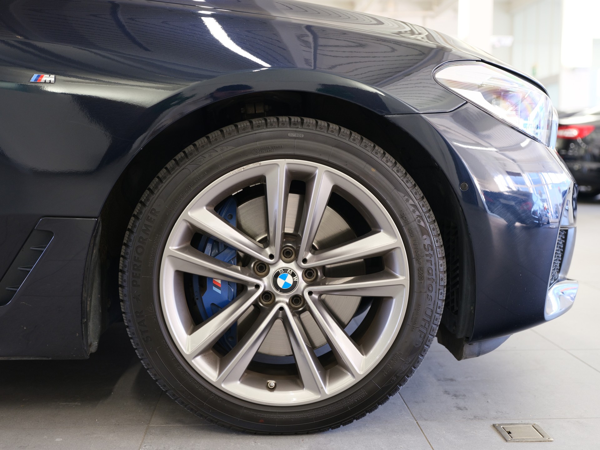 BMW 630d GT xDrive Steptronic*CH-Fahrzeug*M-Paket*Massagesitze*Sitzbelüftung*-image-8