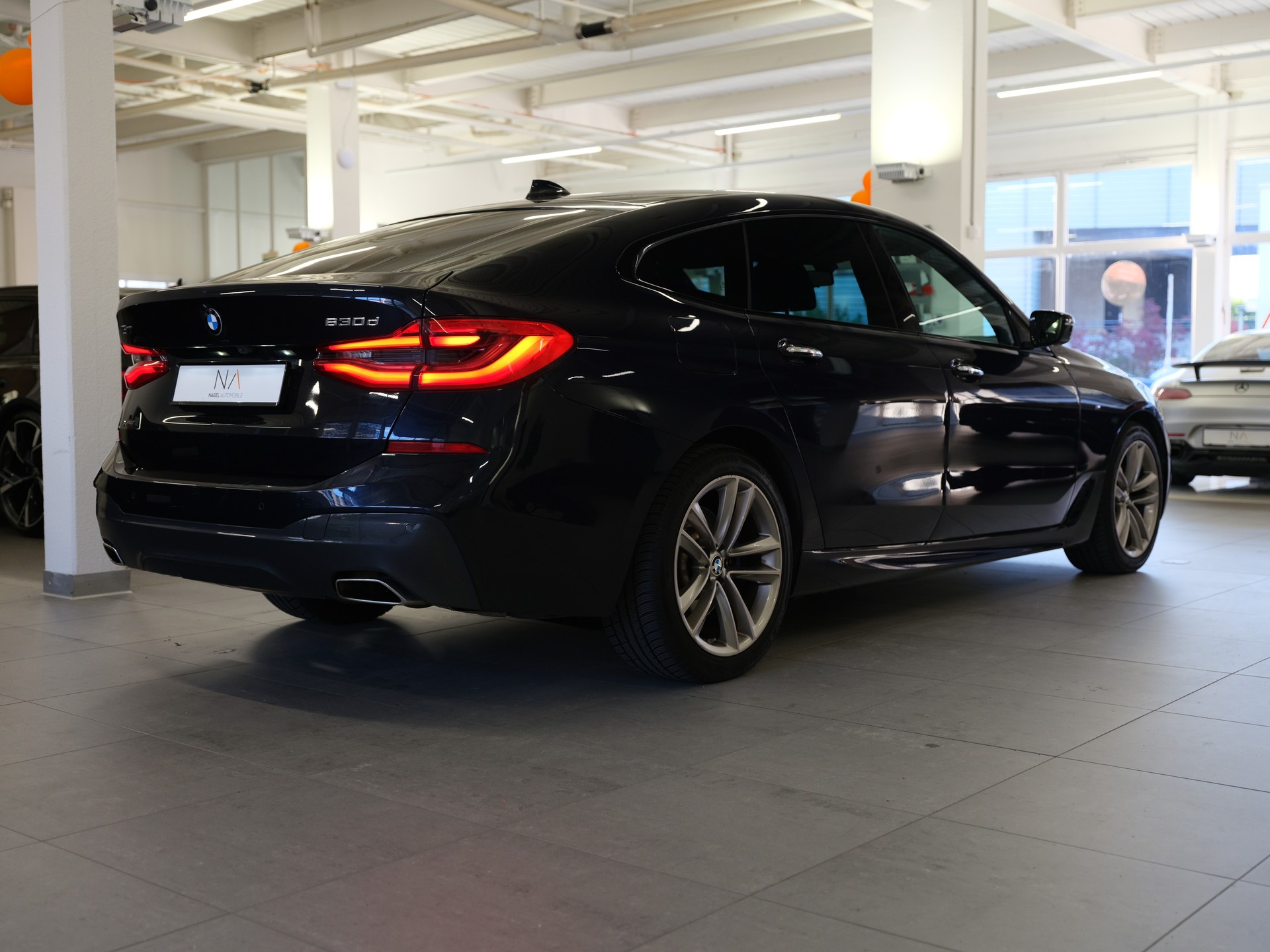 BMW 630d GT xDrive Steptronic*CH-Fahrzeug*M-Paket*Massagesitze*Sitzbelüftung*-image-6