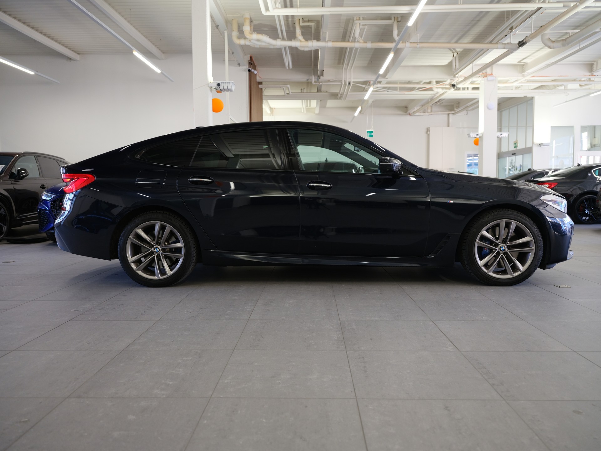 BMW 630d GT xDrive Steptronic*CH-Fahrzeug*M-Paket*Massagesitze*Sitzbelüftung*-image-7