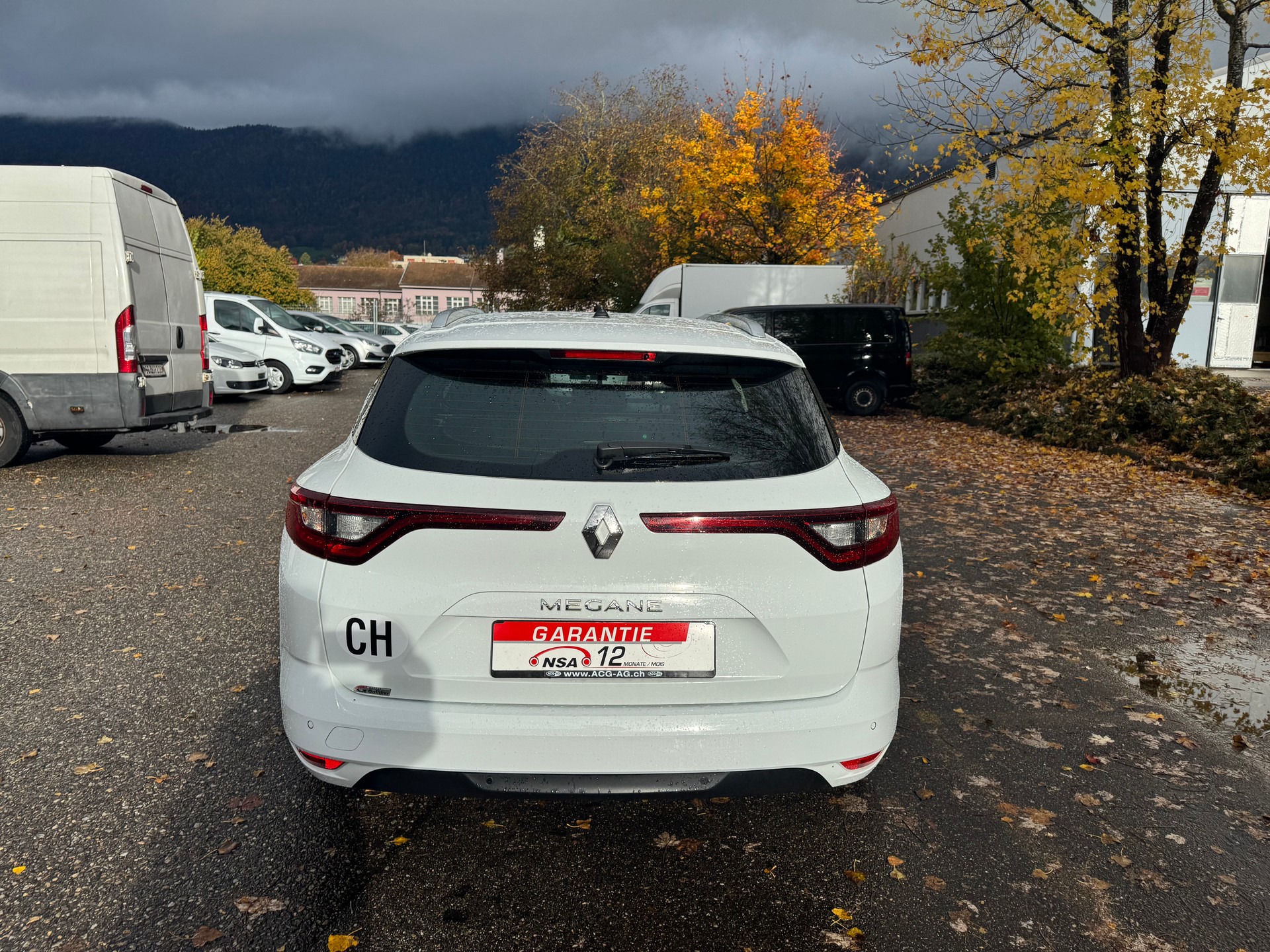 RENAULT Mégane Grandtour 1.5 dCi Business EDC-image-11