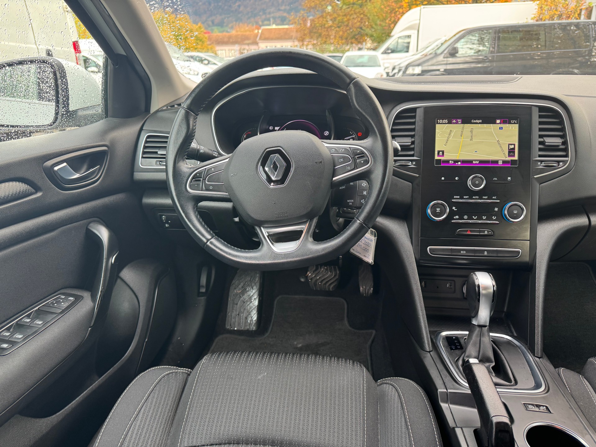 RENAULT Mégane Grandtour 1.5 dCi Business EDC-image-3