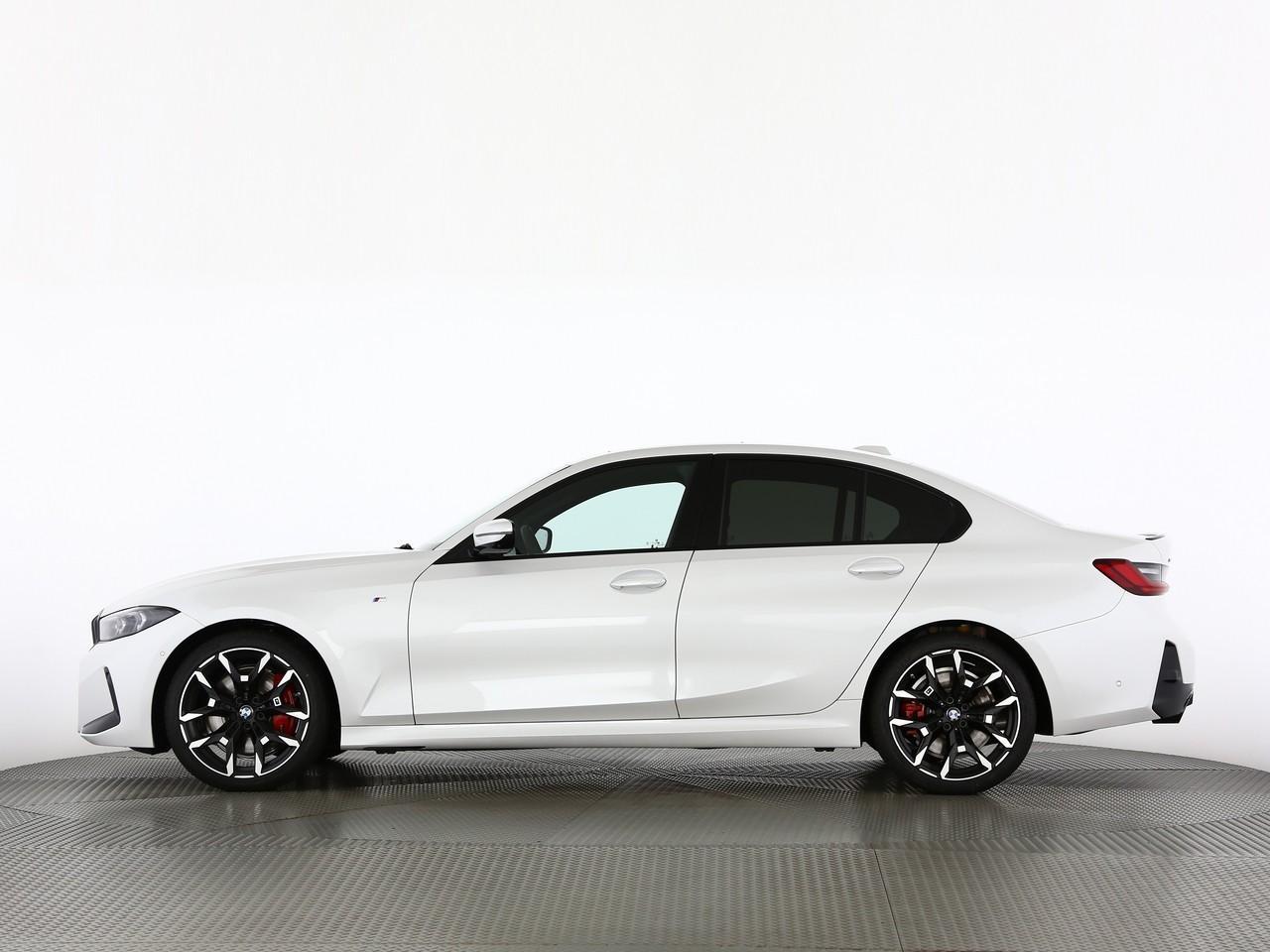 BMW 320 xDrive d 48V Steptronic M Sport Pro-image-4