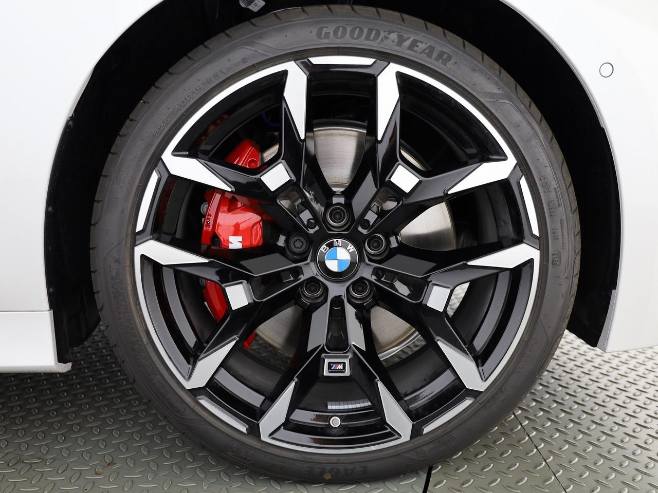 BMW 320 xDrive d 48V Steptronic M Sport Pro-image-17