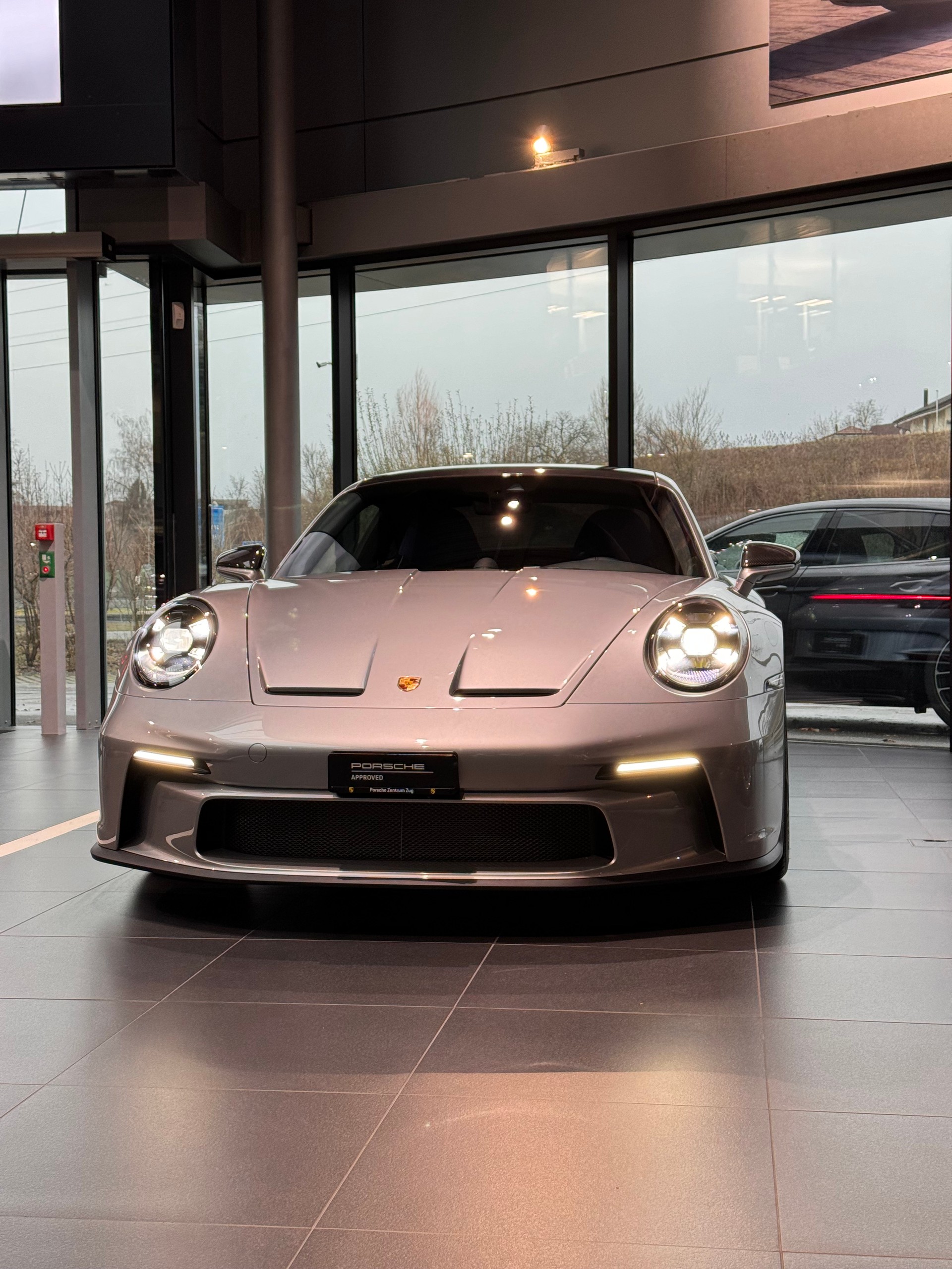 PORSCHE 911 GT3-image-0