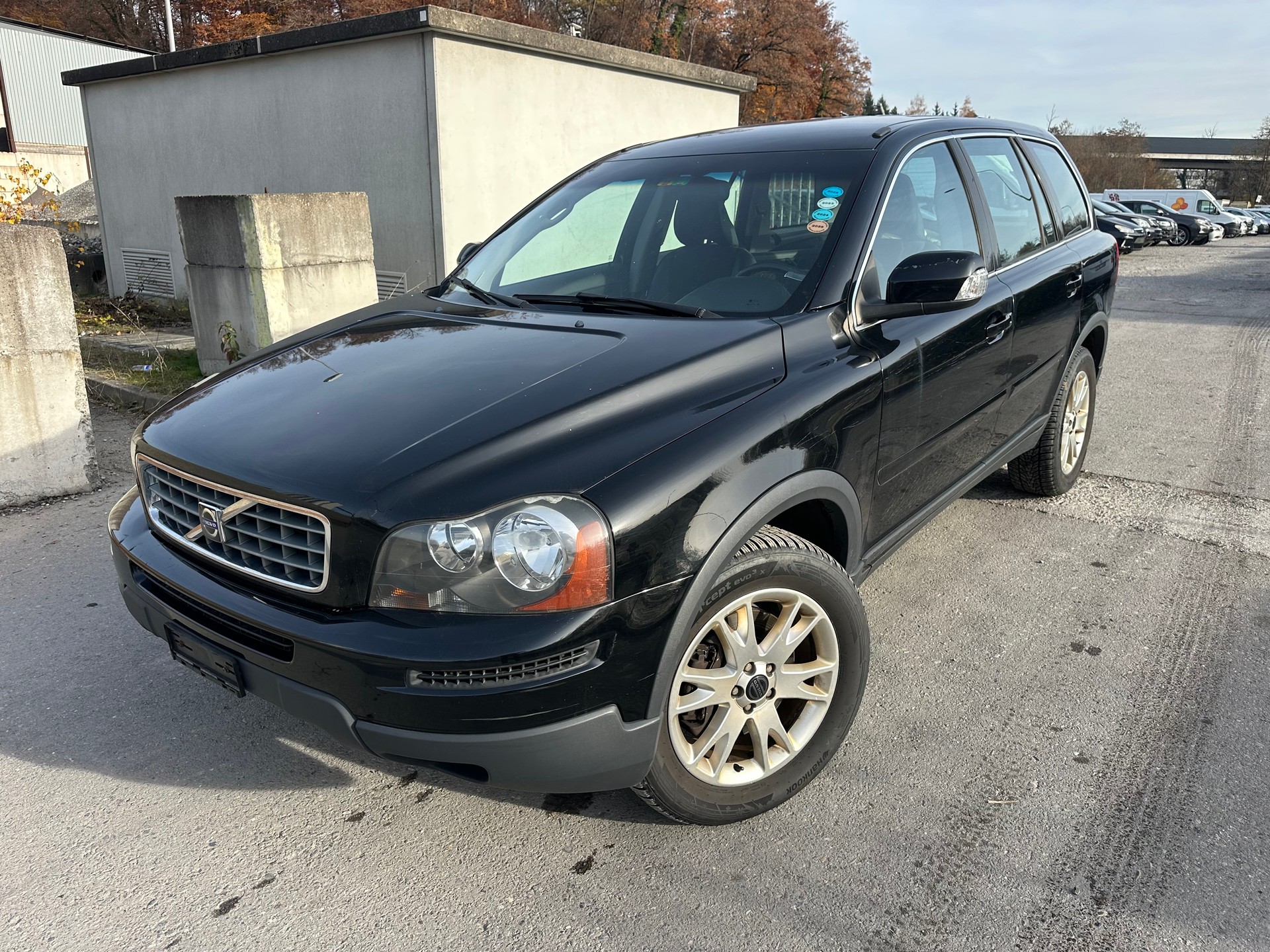 VOLVO XC90 3.2 AWD Kinetic Geartronic-image-2