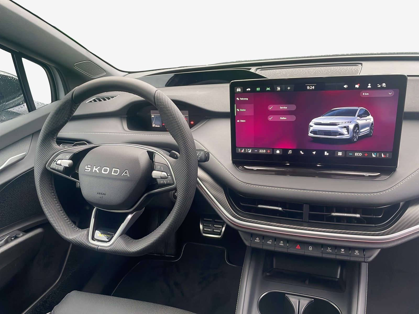 SKODA Enyaq 4x4 RS-image-8