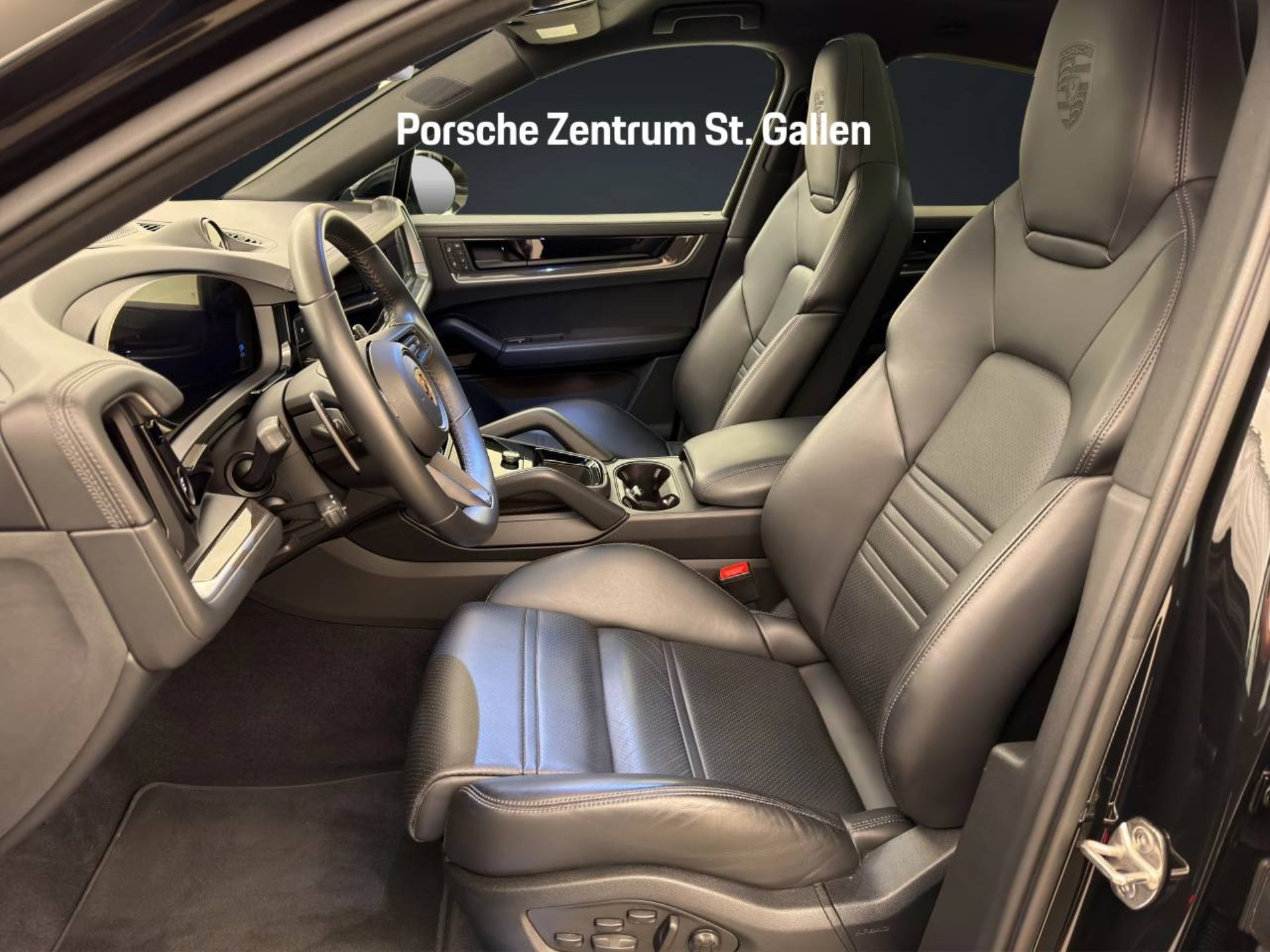 PORSCHE Cayenne S Coupé-image-4