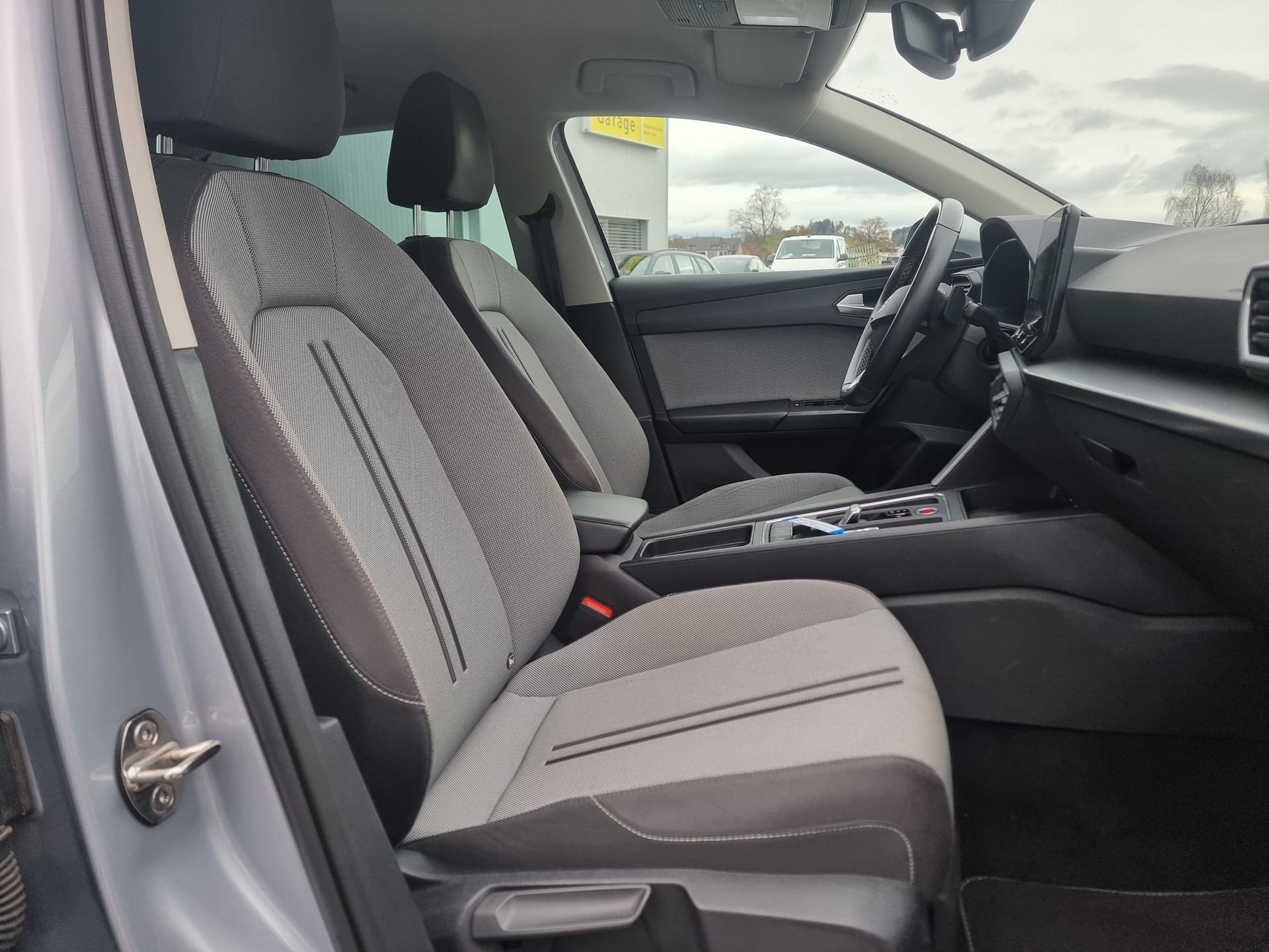 SEAT Leon ST 2.0 TDI EVO DSG Style-image-10
