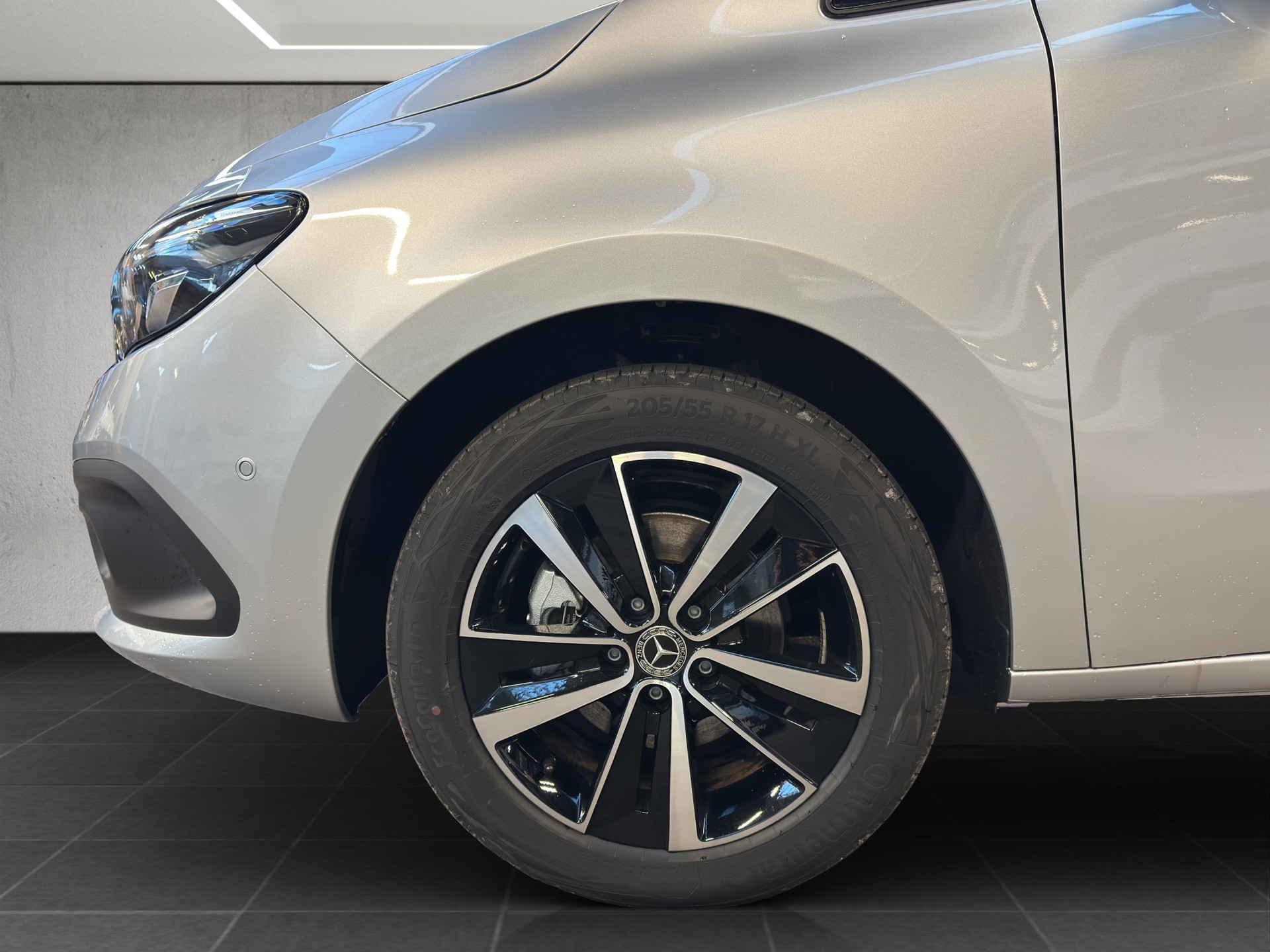 MERCEDES-BENZ EQT 45kWh Style-image-10
