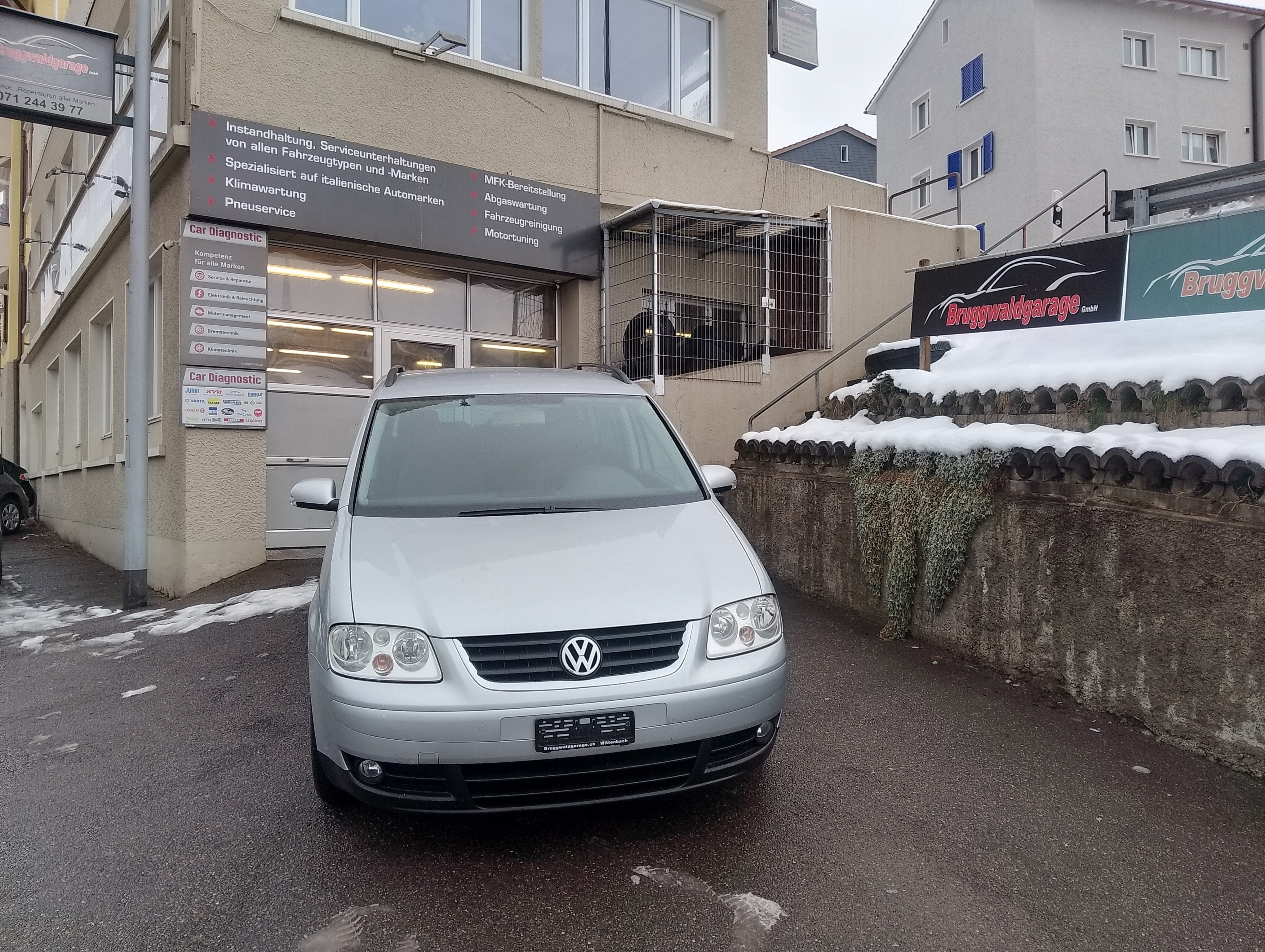 Car photo