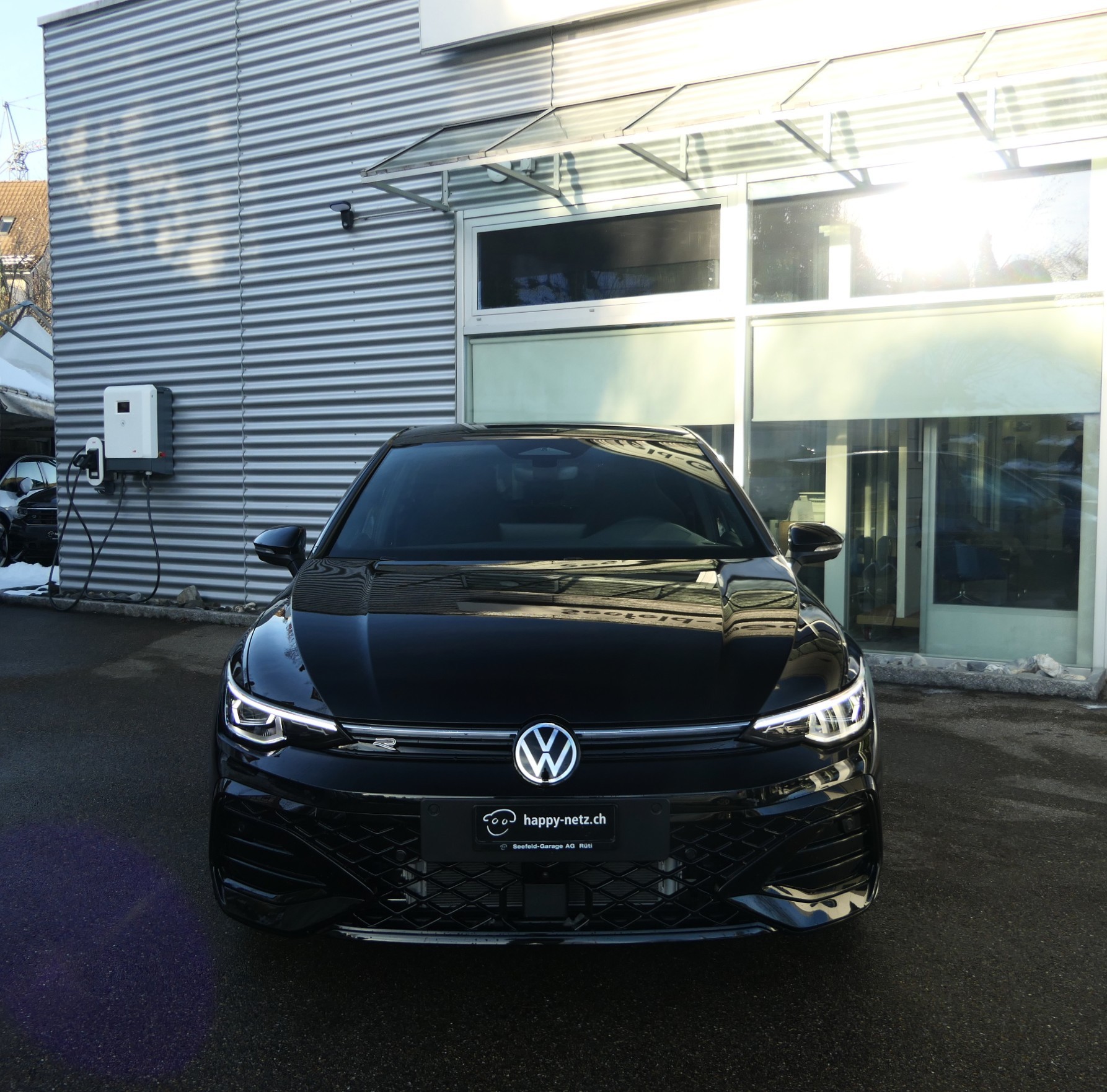 VW Golf 1.5 e TSI mHEV R-Line DSG-image-1