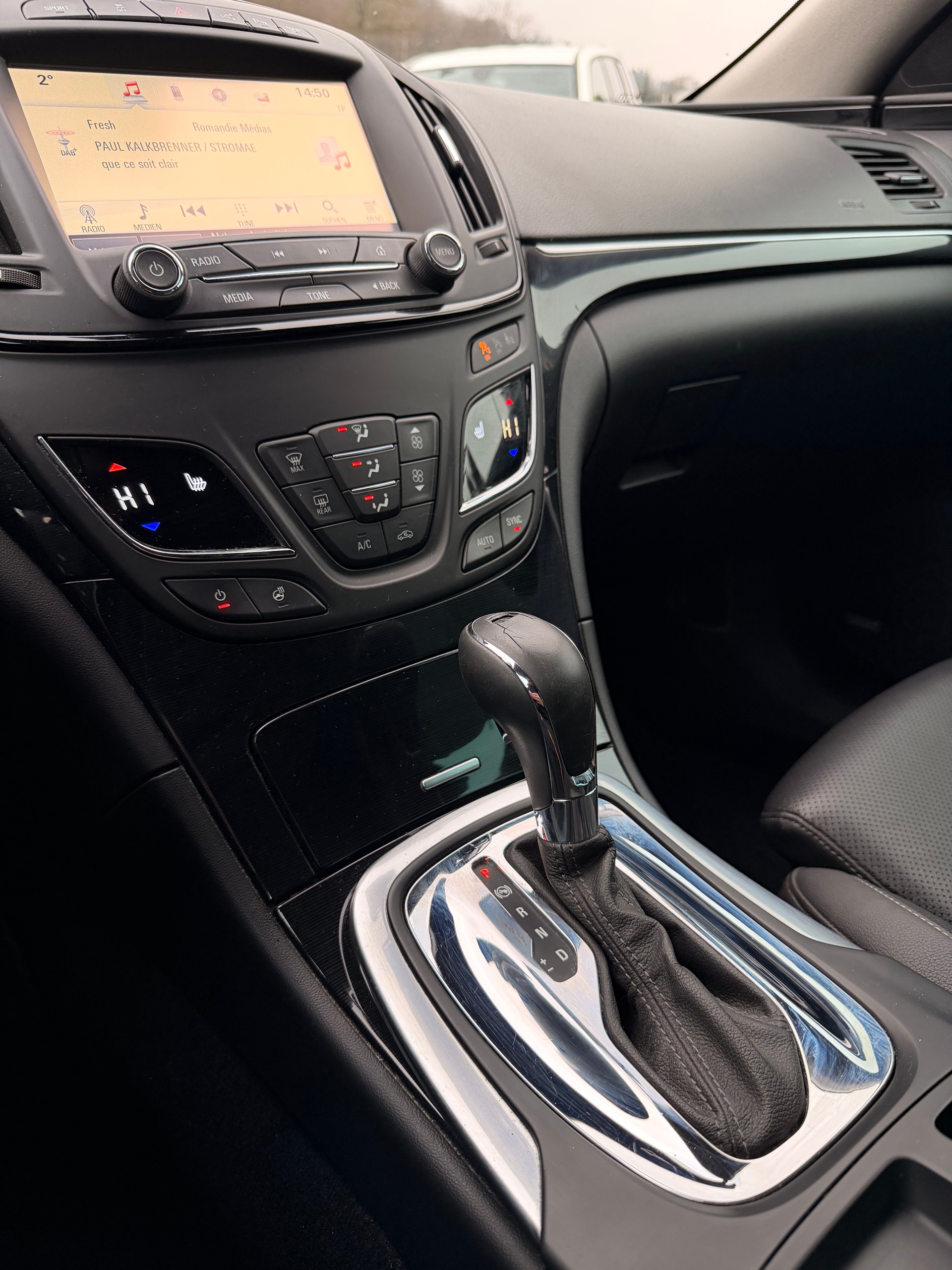 OPEL Insignia ST 2.0 Turbo Edition 4WD Aut.-image-15