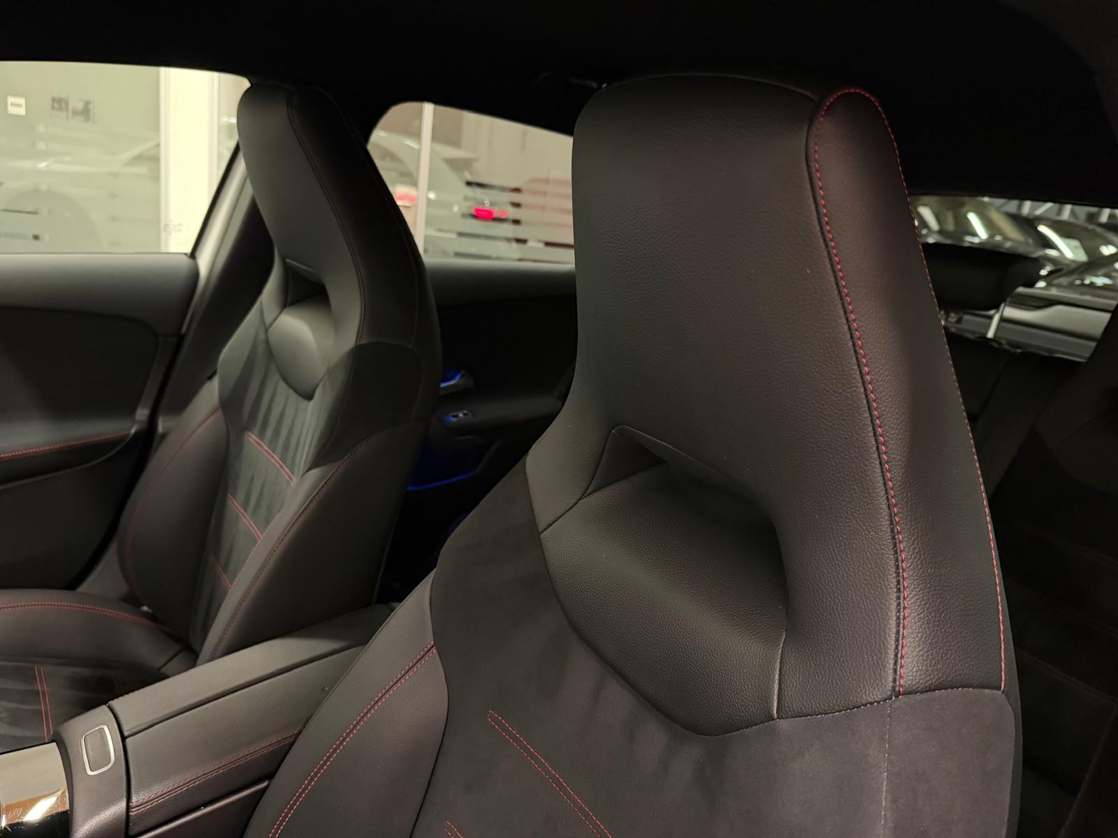MERCEDES-BENZ A 180 AMG Line-image-12
