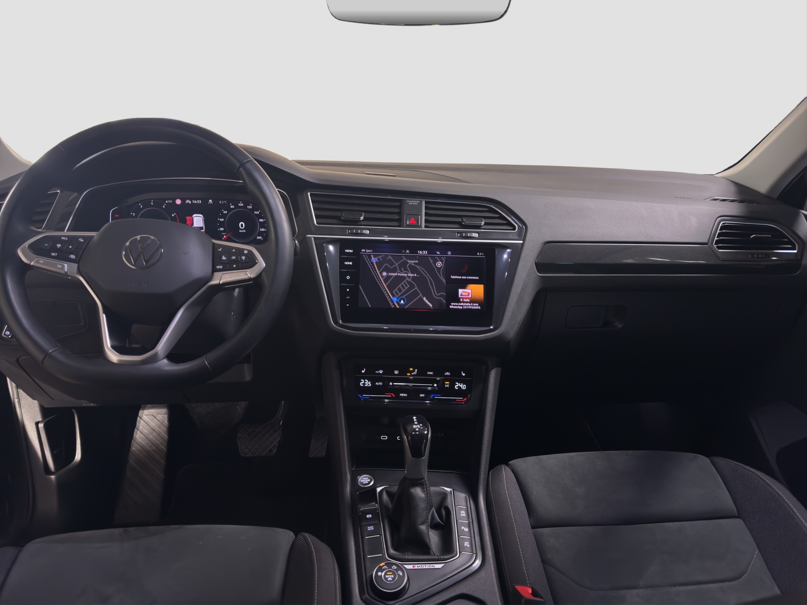 VW Tiguan 2.0TSI Elegance 4Motion DSG-image-8