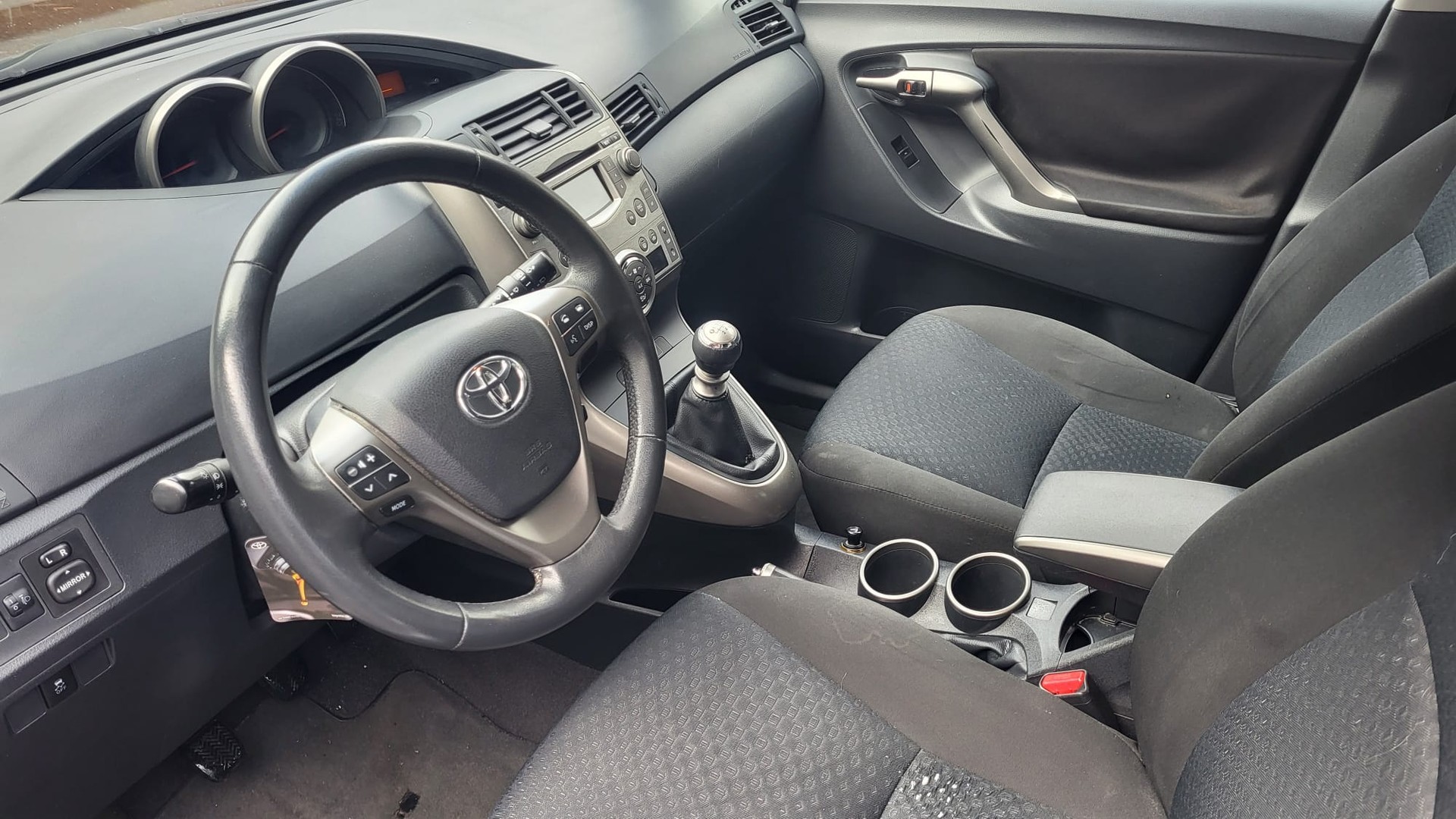 TOYOTA Verso 2.0 D-4D Linea Terra-image-6