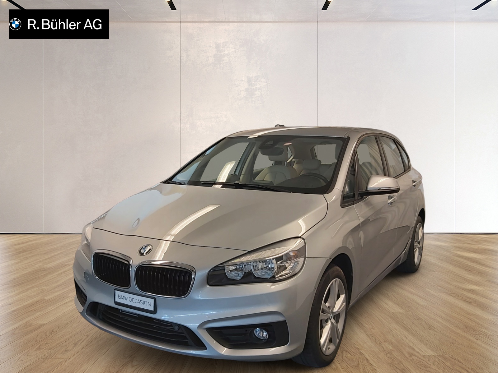 BMW 225i xDrive Active Tourer-image-0