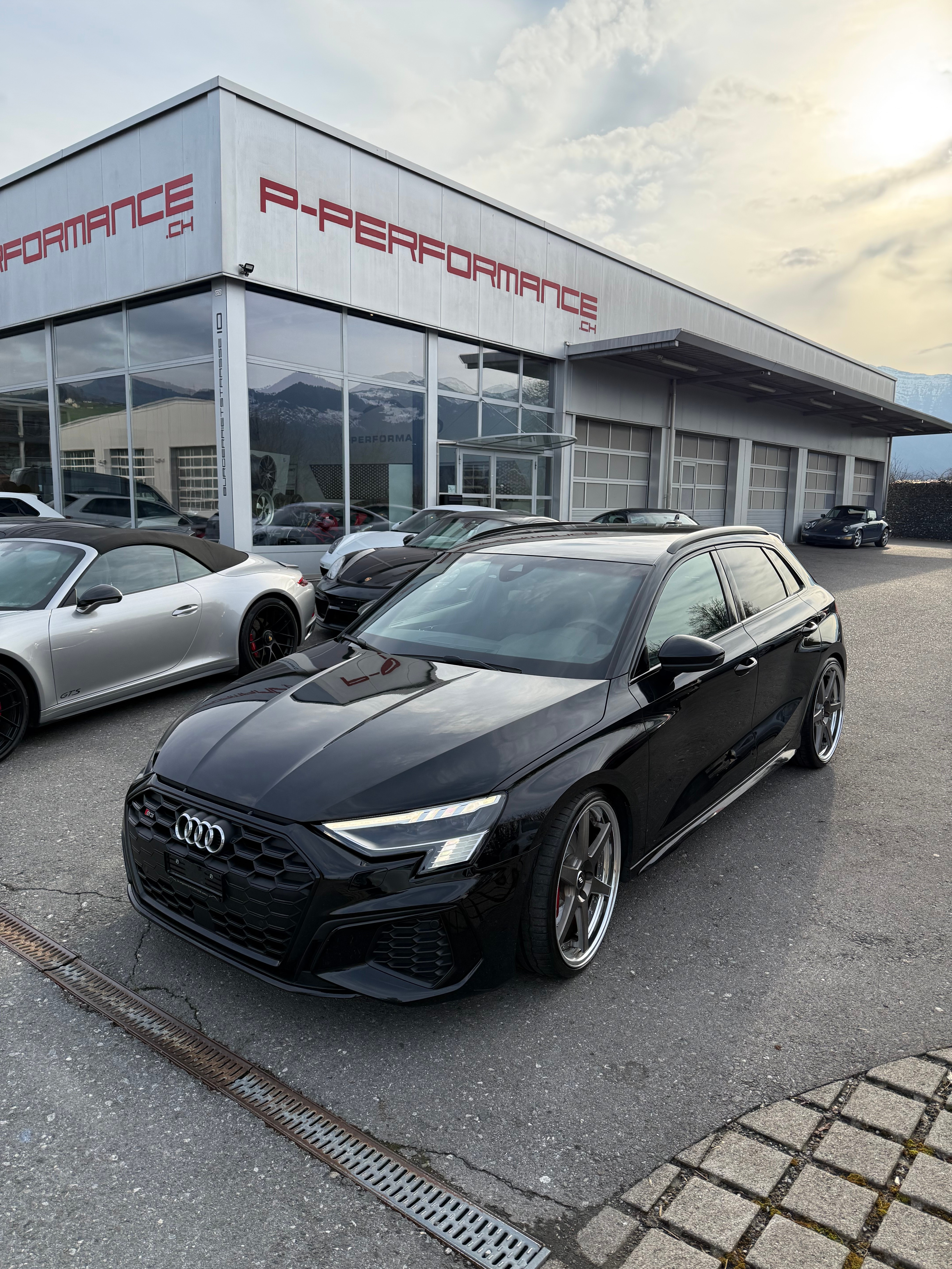Car photo