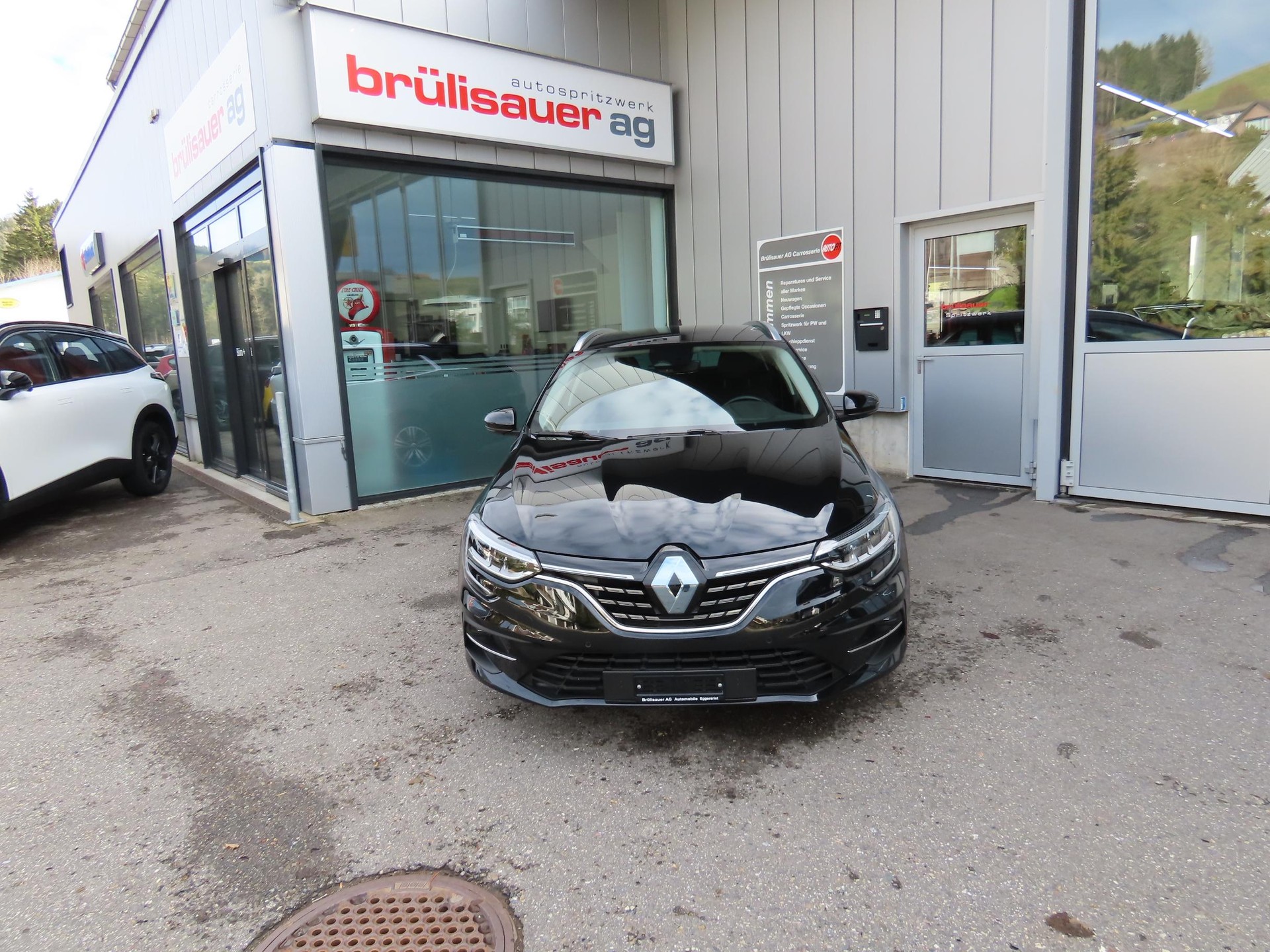 RENAULT Mégane Grandtour 1.3 TCe 160 Intens EDC-showroom-element-1