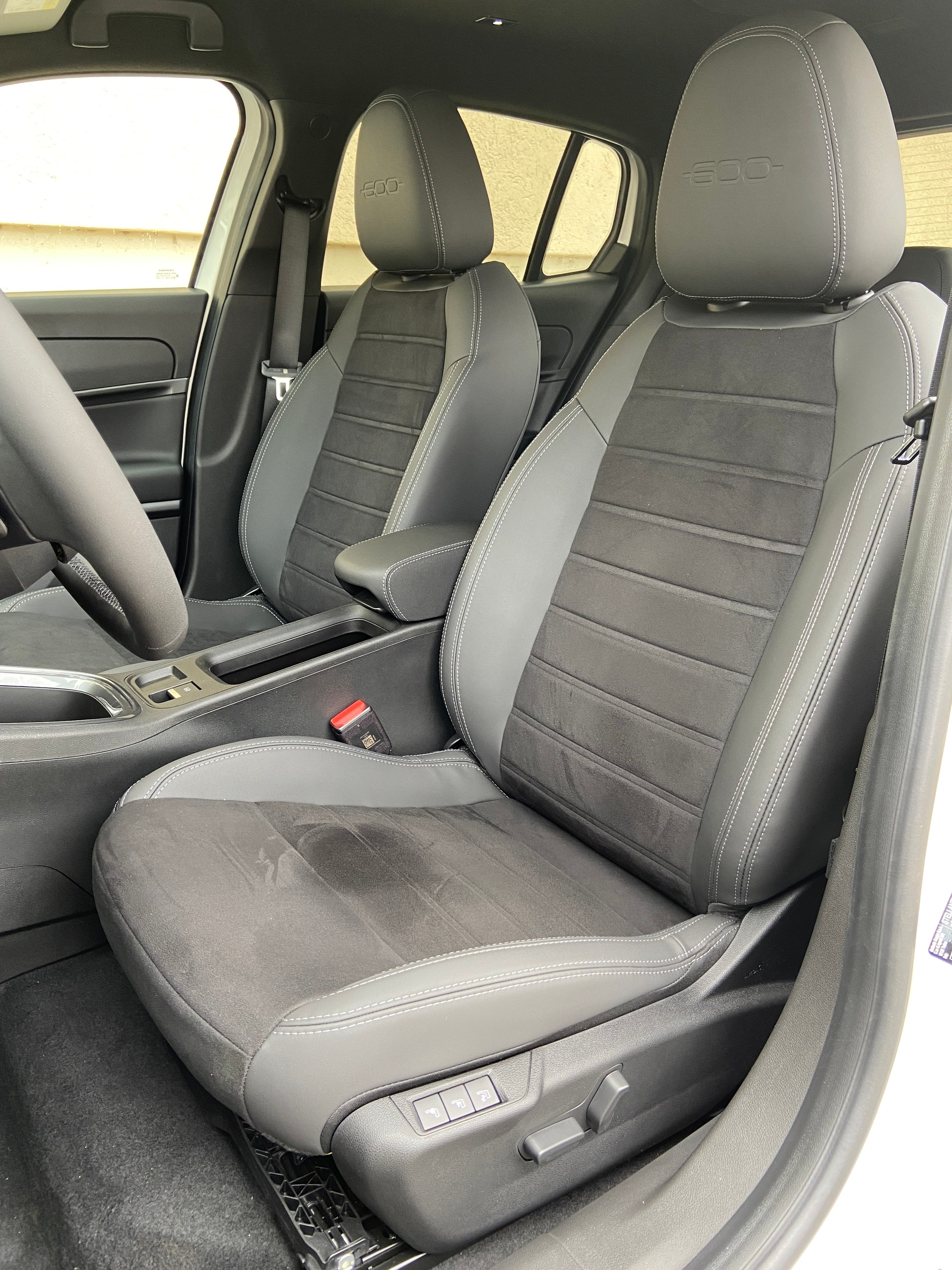 FIAT 600h MildHybrid Sport 145PS-image-6