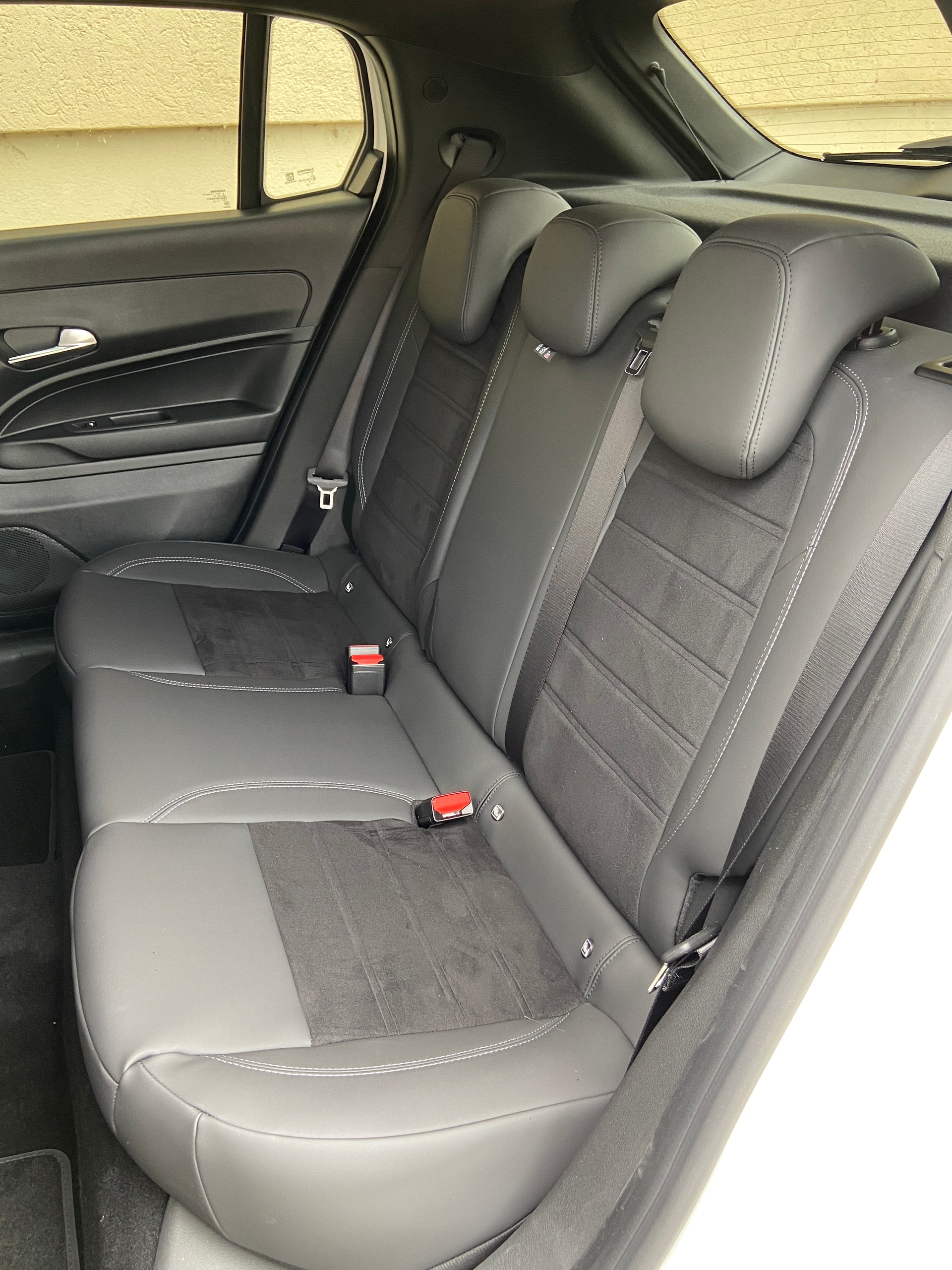 FIAT 600h MildHybrid Sport 145PS-image-7