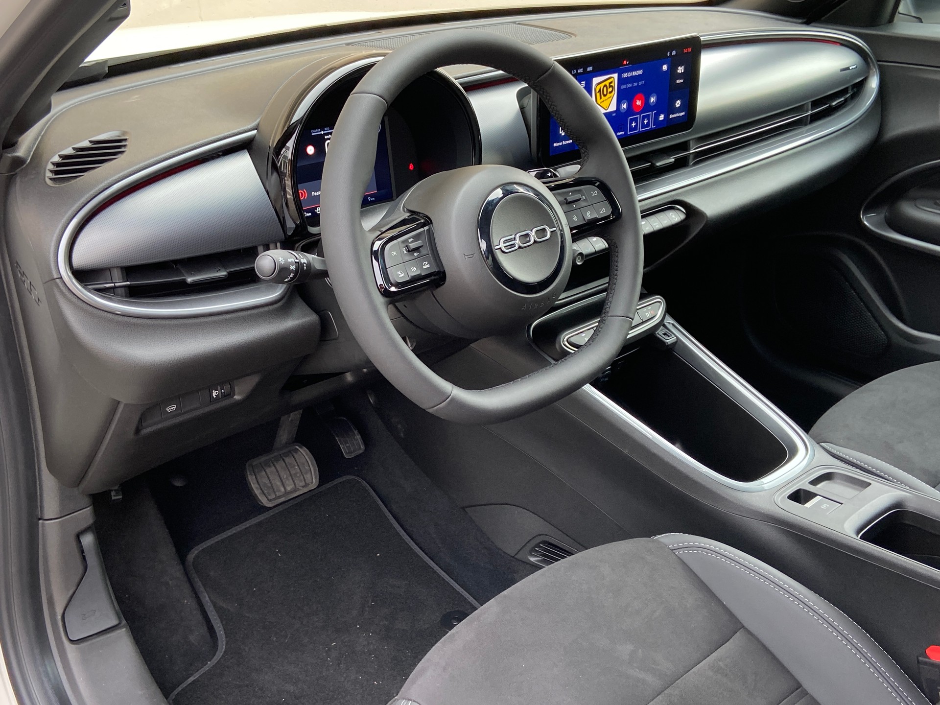 FIAT 600h MildHybrid Sport 145PS-image-5