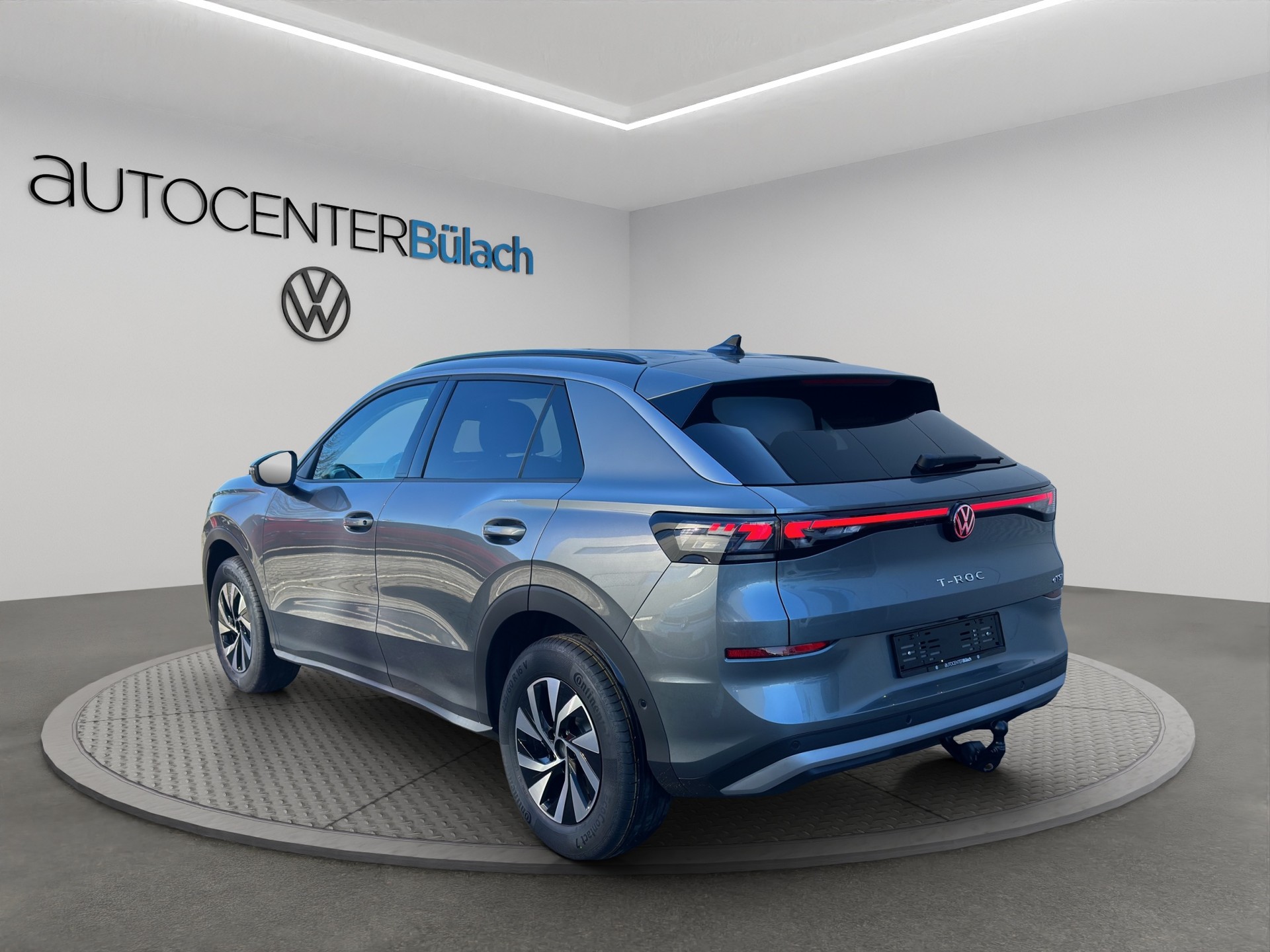 VW T-Roc 1.5 eTSI mHEV Life DSG-image-5