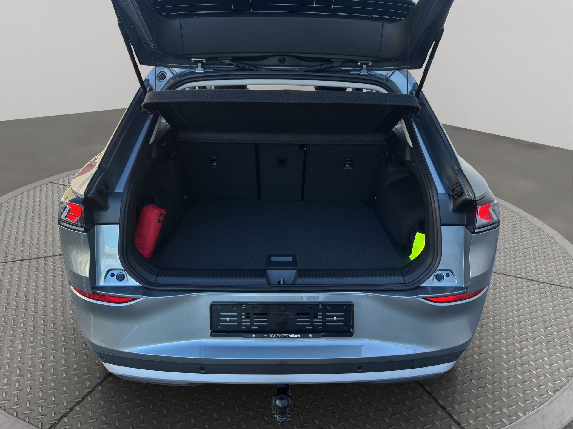 VW T-Roc 1.5 eTSI mHEV Life DSG-image-14