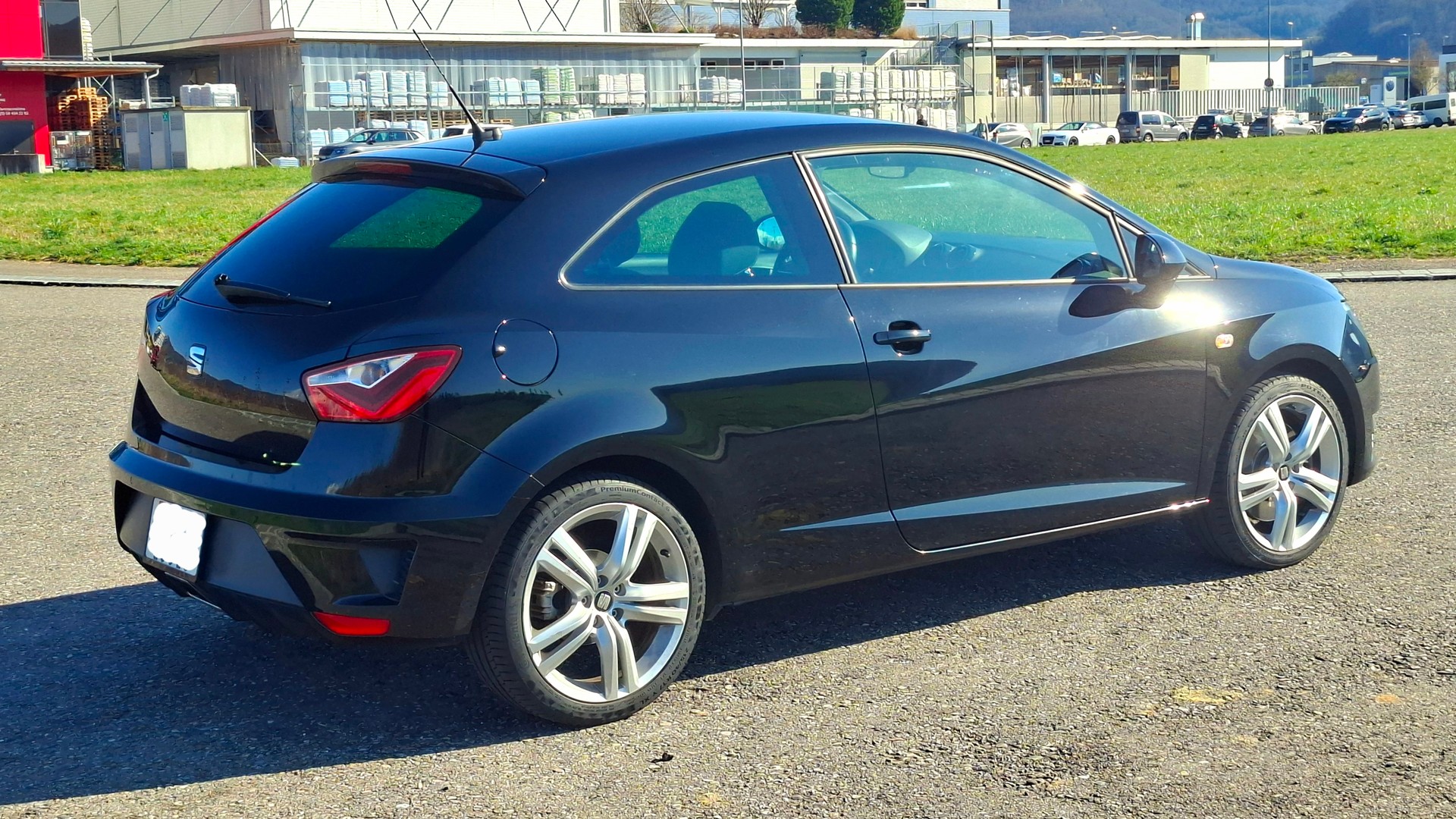 SEAT Ibiza SC 1.8 TSI Cupra-image-4