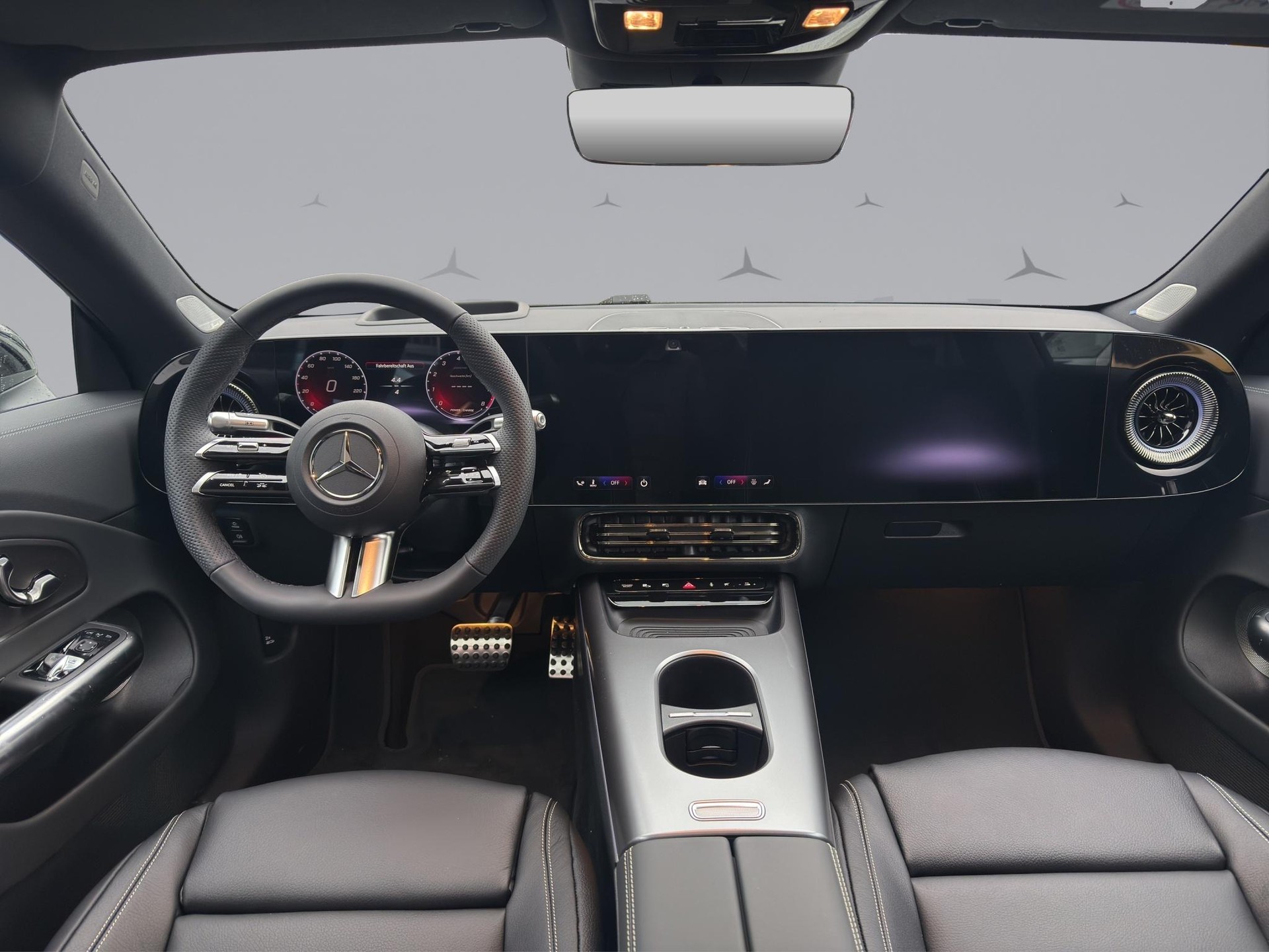 MERCEDES-BENZ CLA 220 AMG Line-image-12