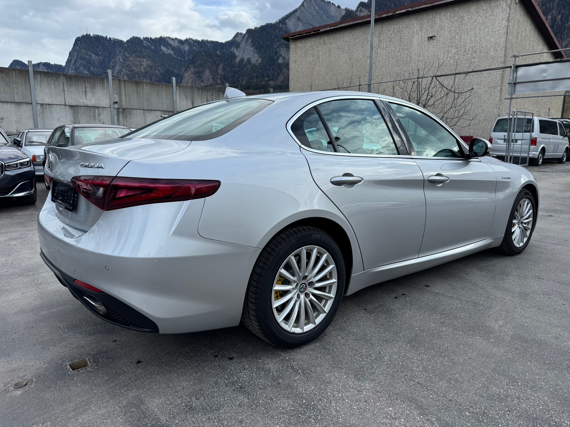 ALFA ROMEO Giulia 2.0 Veloce Q4 Automatic-image-3