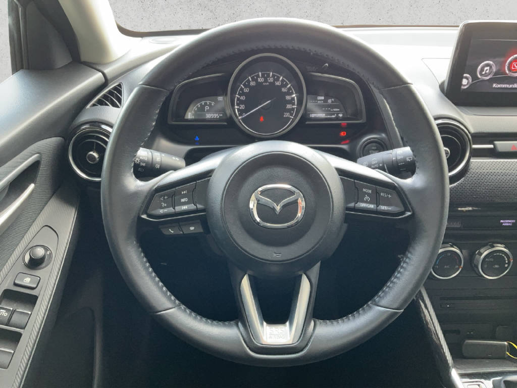 MAZDA 2 1.5 90 Ambition Plus-image-9