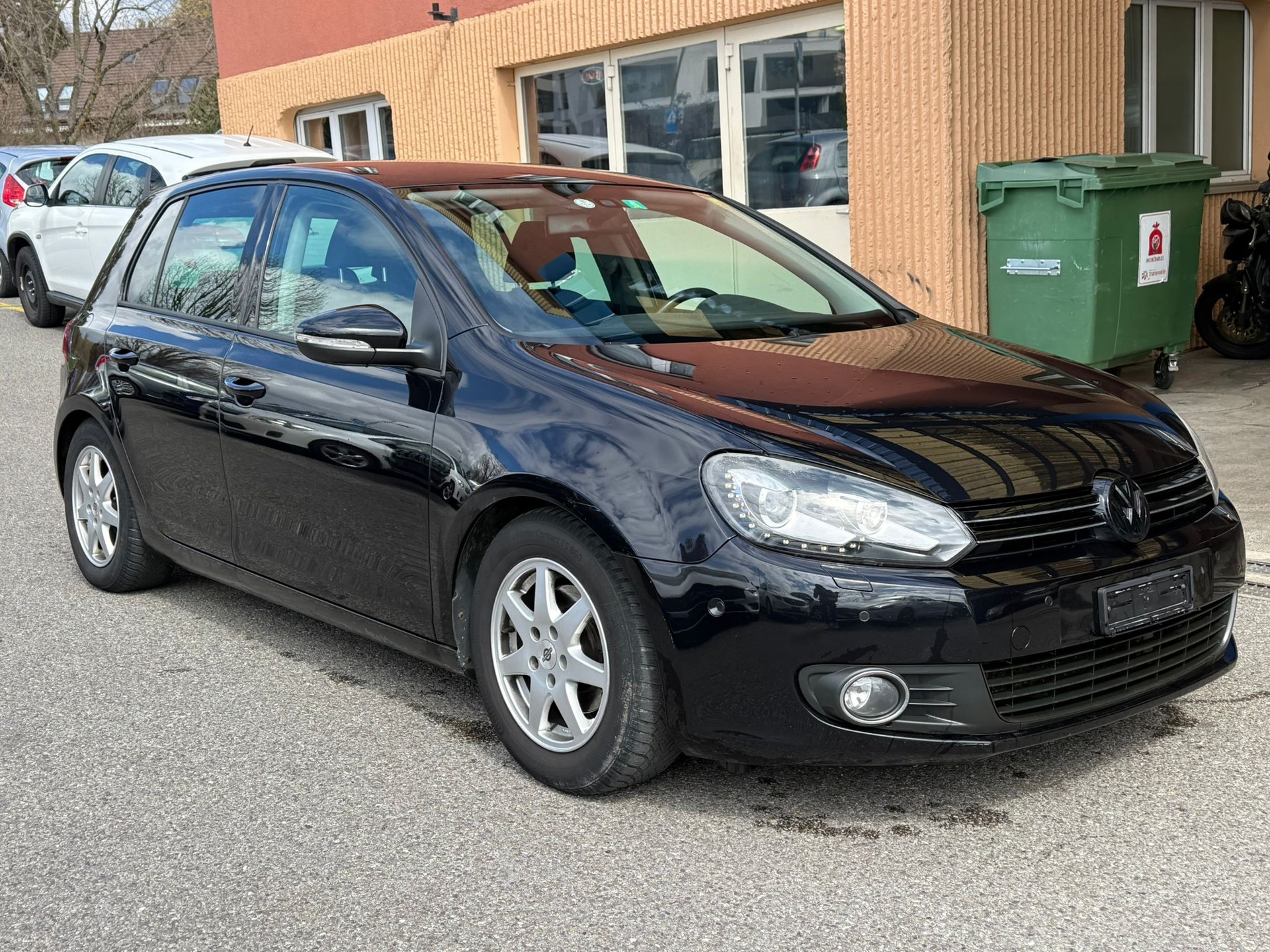 VW Golf 1.2 TSI BlueMotion Technology Trendline-image-2