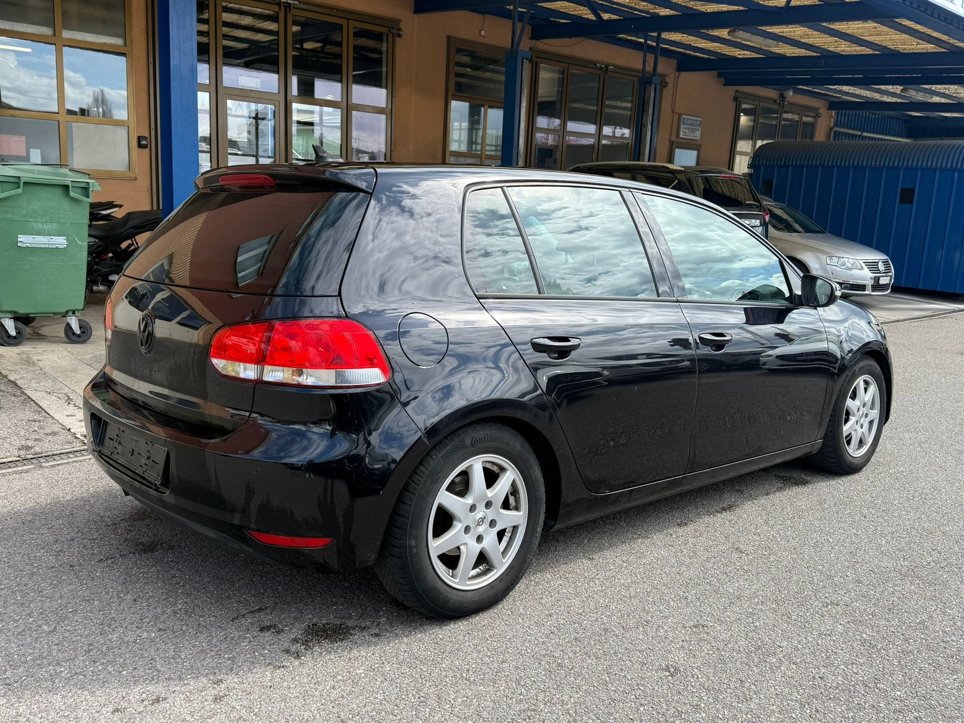 VW Golf 1.2 TSI BlueMotion Technology Trendline-image-6