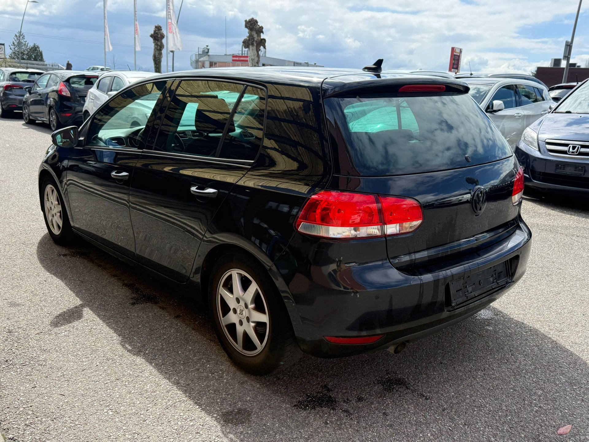VW Golf 1.2 TSI BlueMotion Technology Trendline-image-4