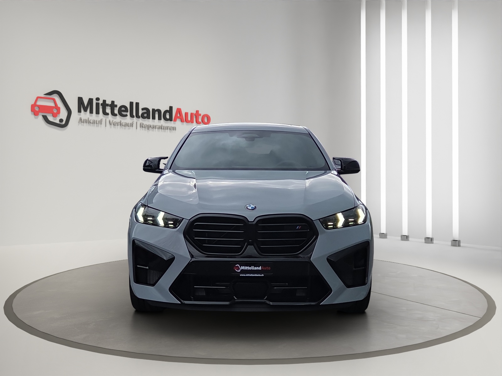 BMW X6M Steptronic M Competition-showroom-element-1
