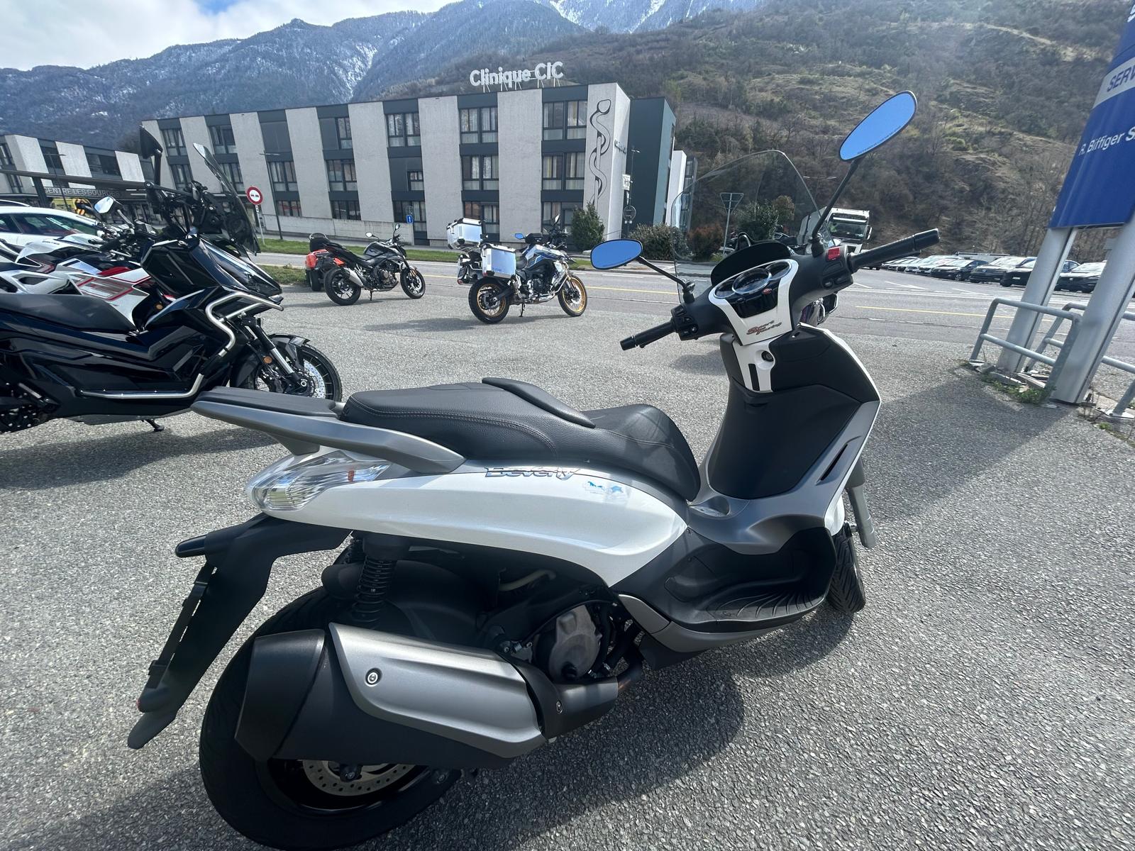 PIAGGIO Beverly 350 i.e. ABS-image-2