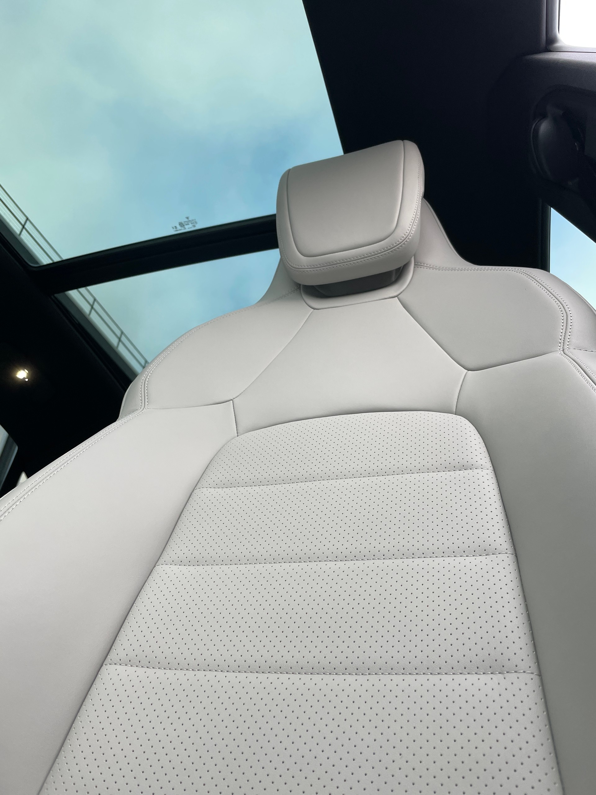 PORSCHE Macan 4 100kWh-image-15