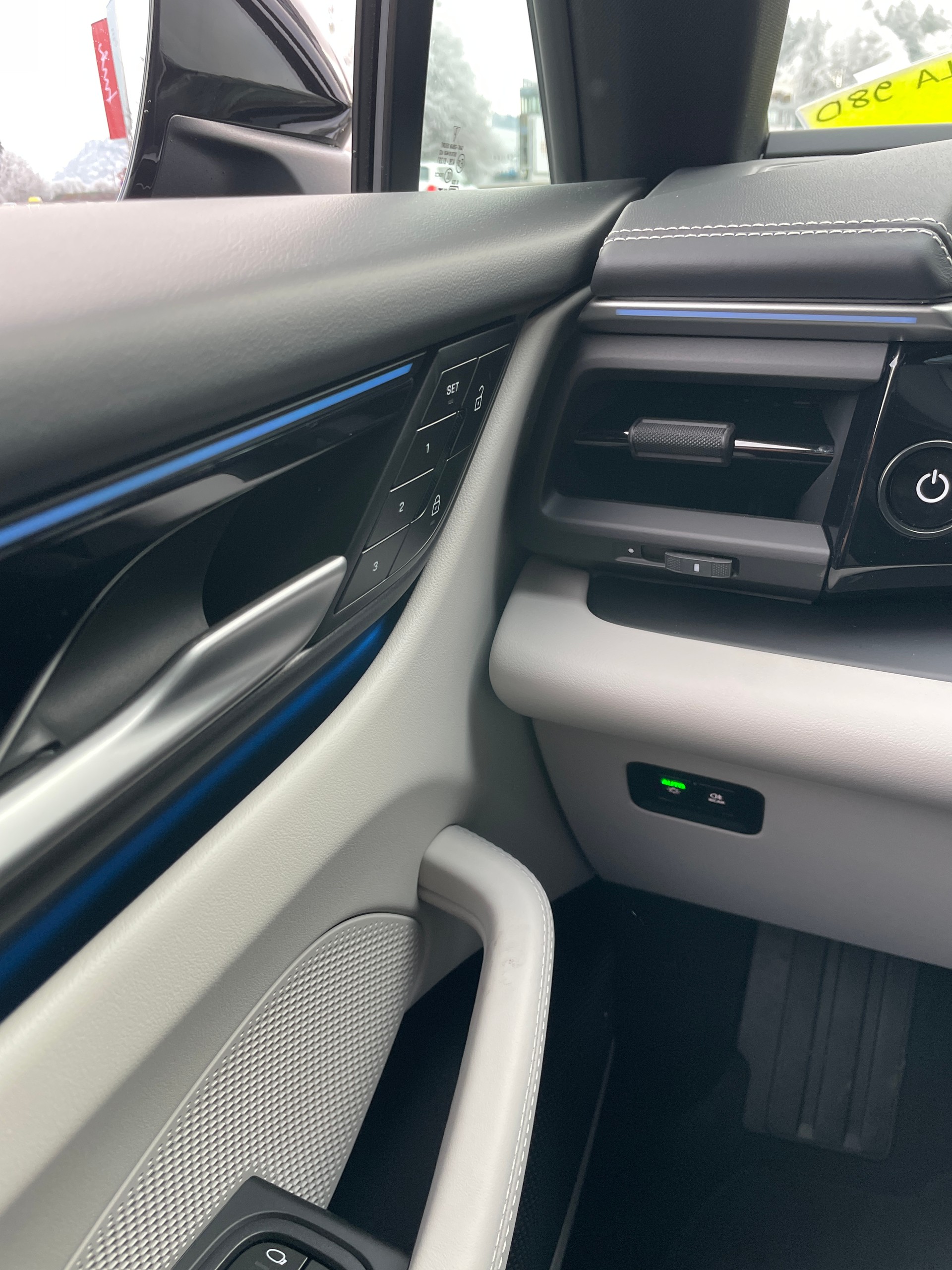 PORSCHE Macan 4 100kWh-image-25
