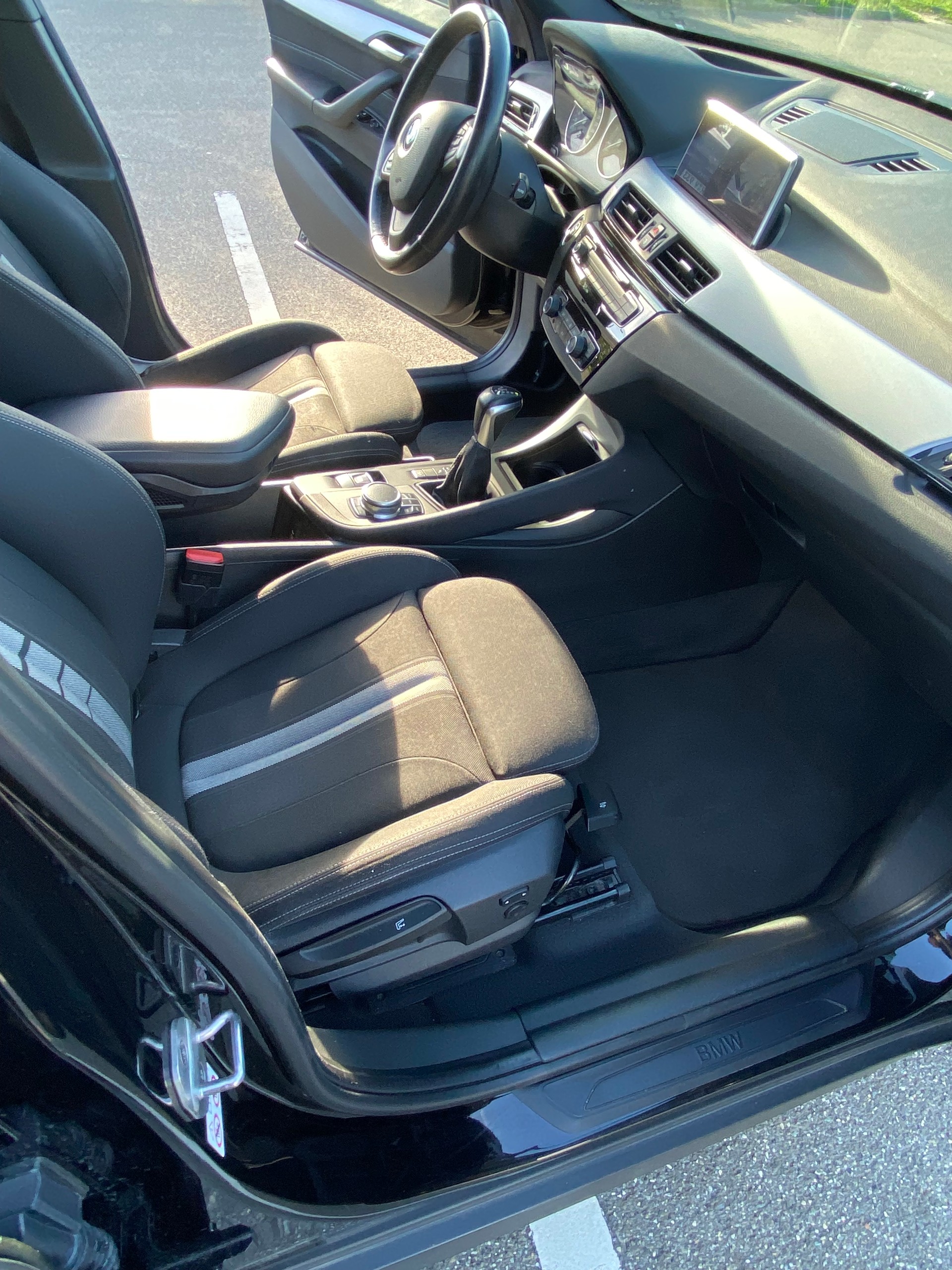 BMW X1 xDrive 25d Sport Line Steptronic-image-7