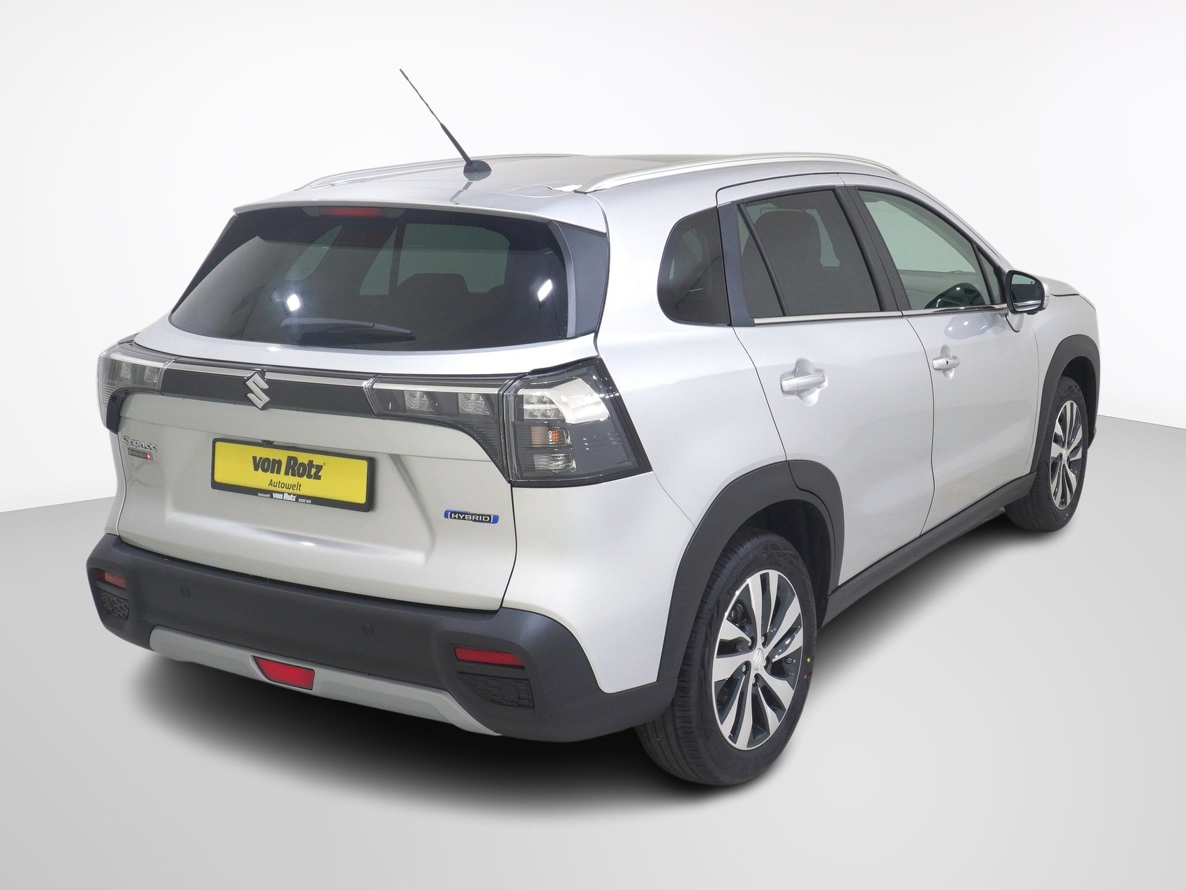 SUZUKI S-Cross 1.5 Compact Top Hybrid 4x4-image-3