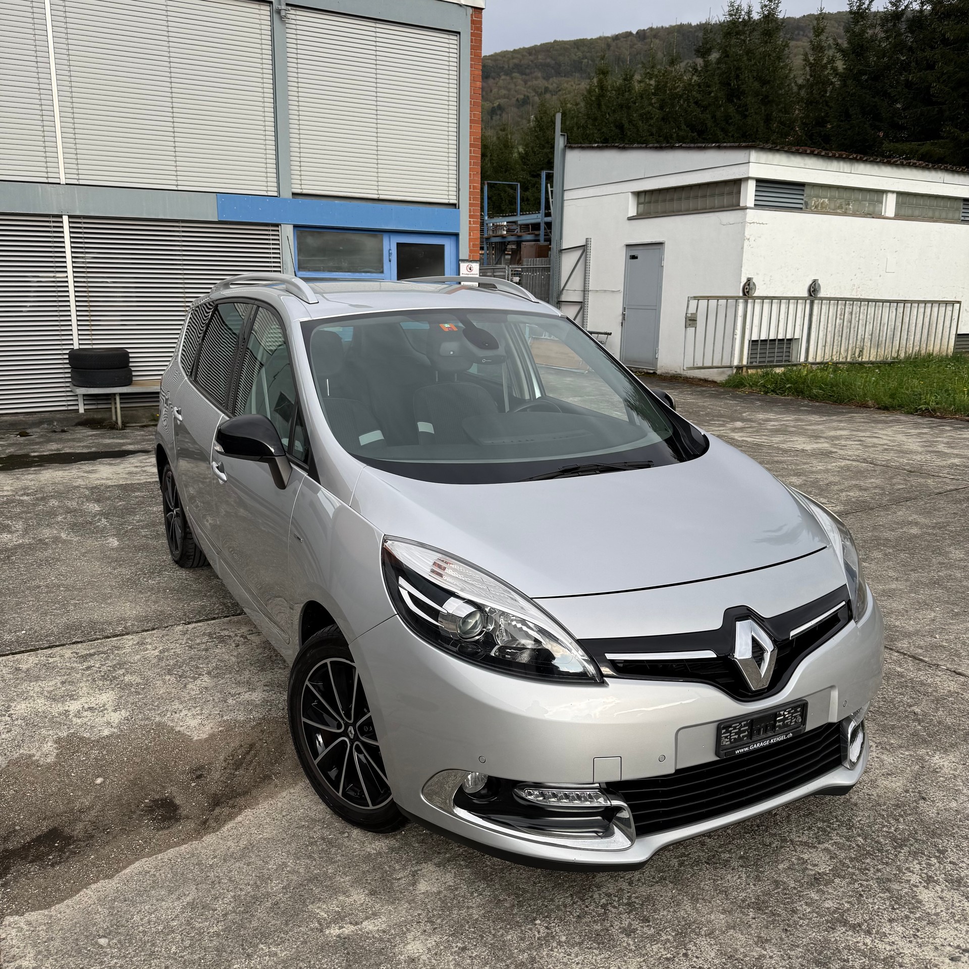 RENAULT Grand Scénic 1.5 dCi Bose EDC-image-0