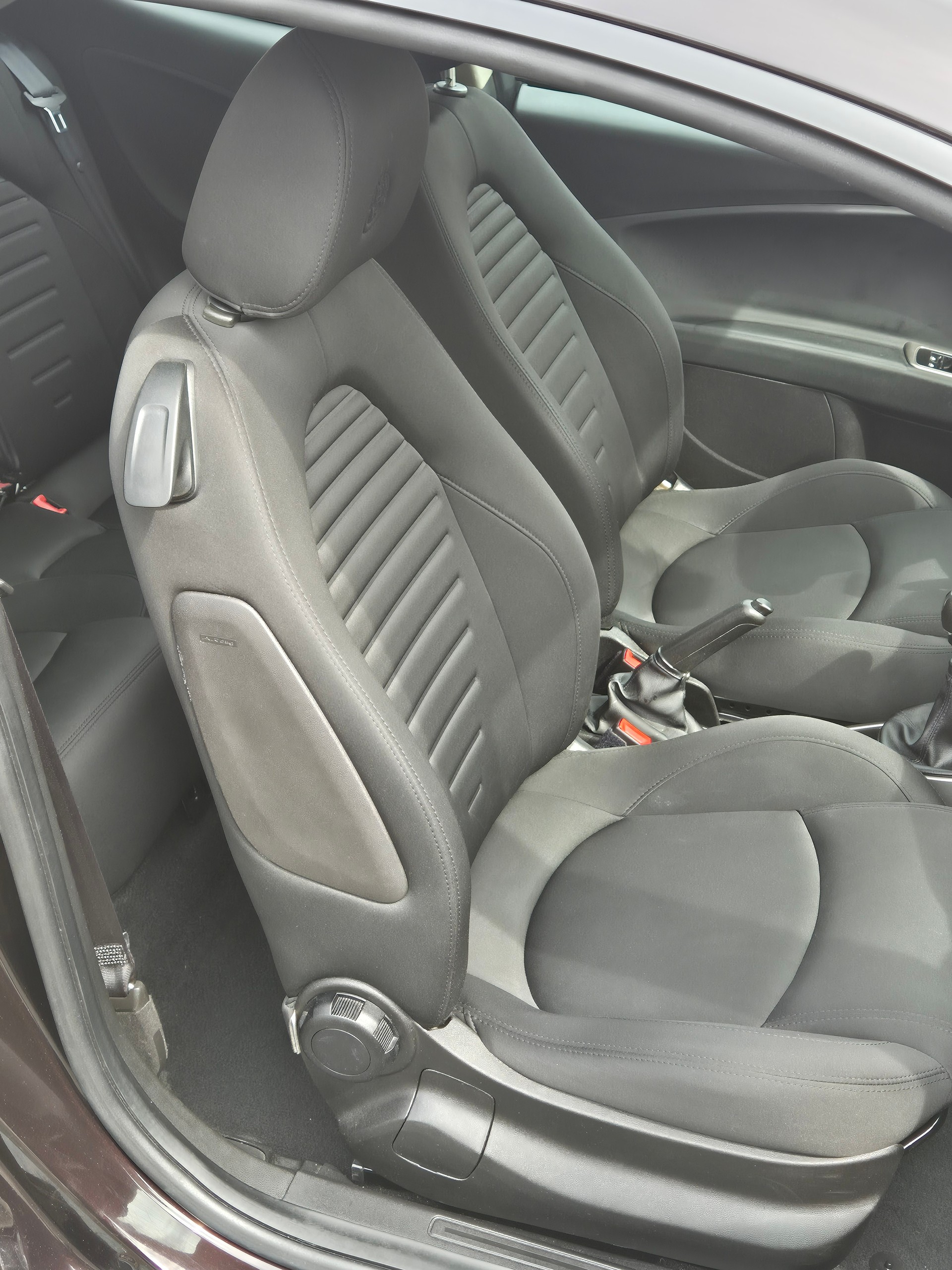 ALFA ROMEO MITO-image-10
