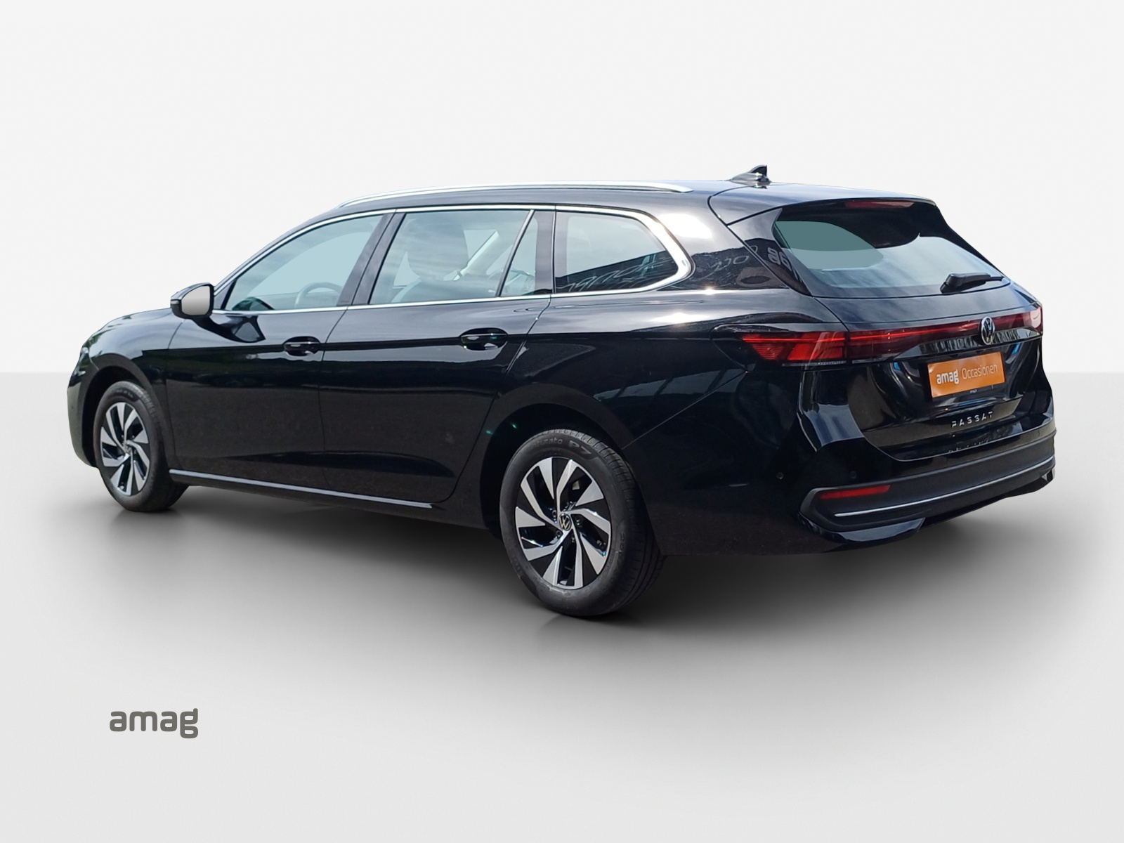 VW Passat Variant 2.0 TDI evo Business DSG-image-2