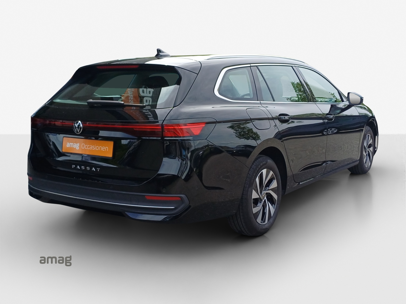 VW Passat Variant 2.0 TDI evo Business DSG-image-4