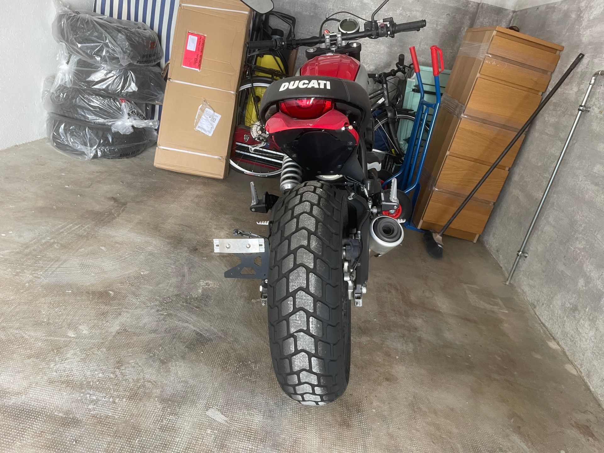 DUCATI Icon-image-2