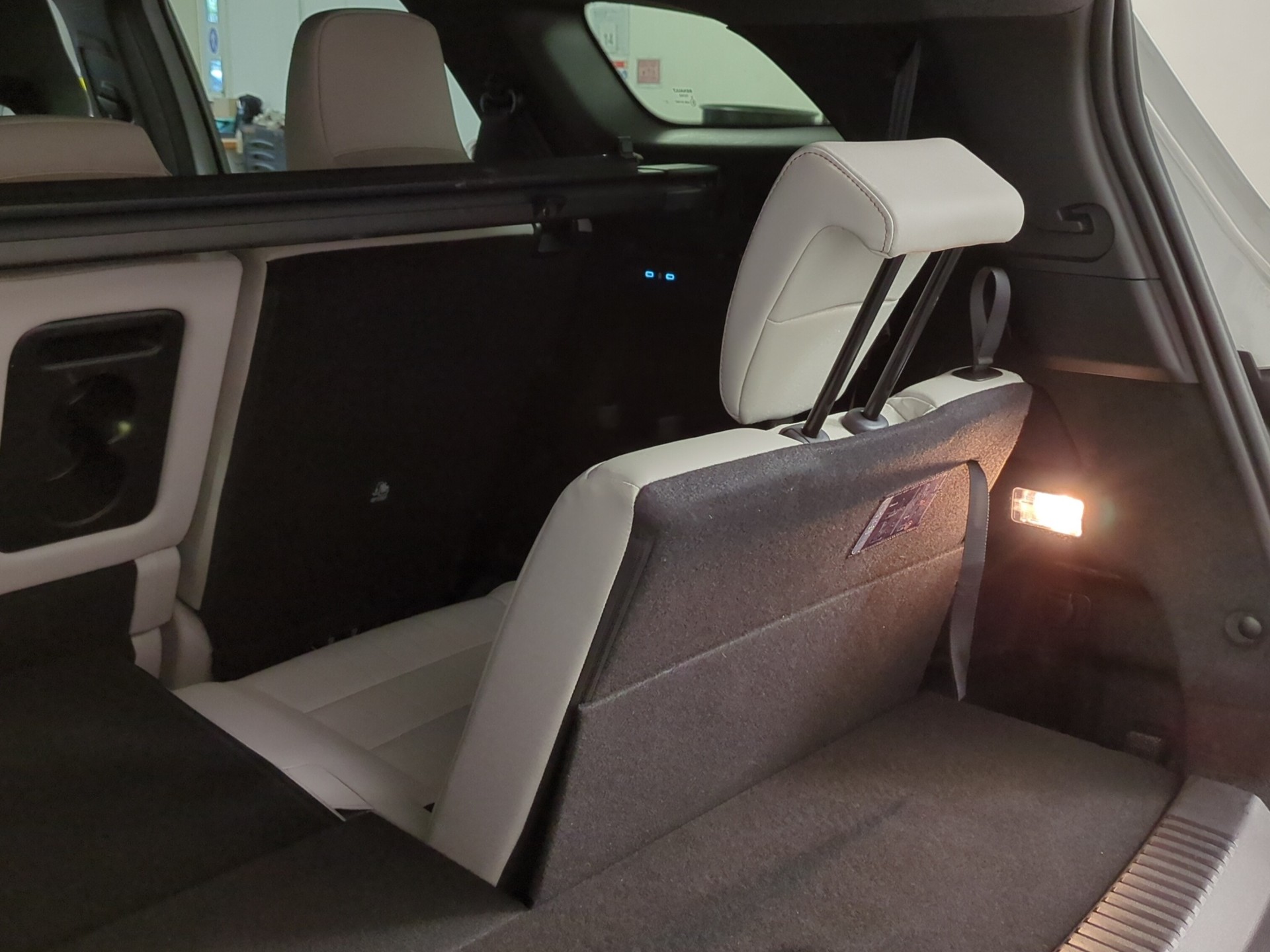 RENAULT Espace 1.2 E-Tech 200 Iconic 7-Sitze-image-21