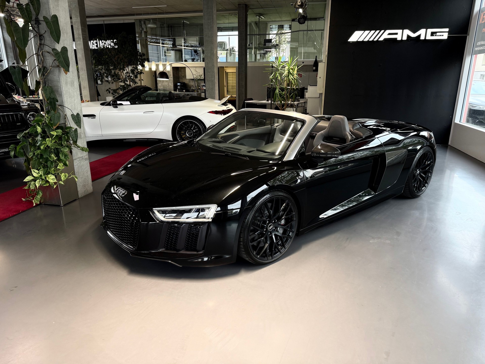 AUDI R8 Spyder 5.2 S-Tronic Quattro