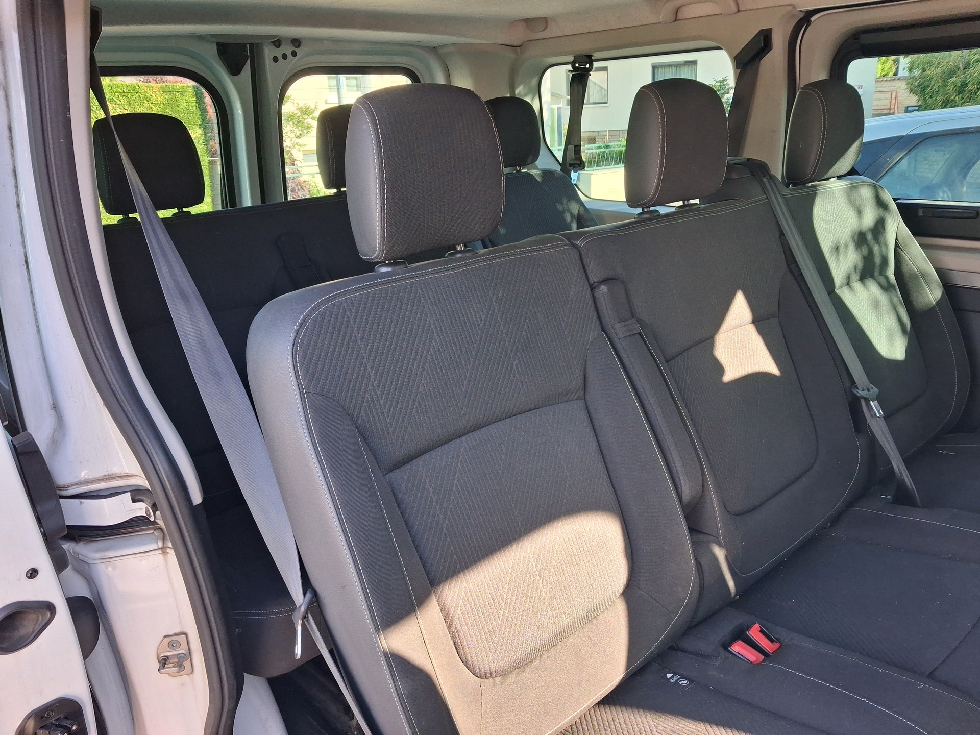 RENAULT 2.0 dCi Blue 170-image-5