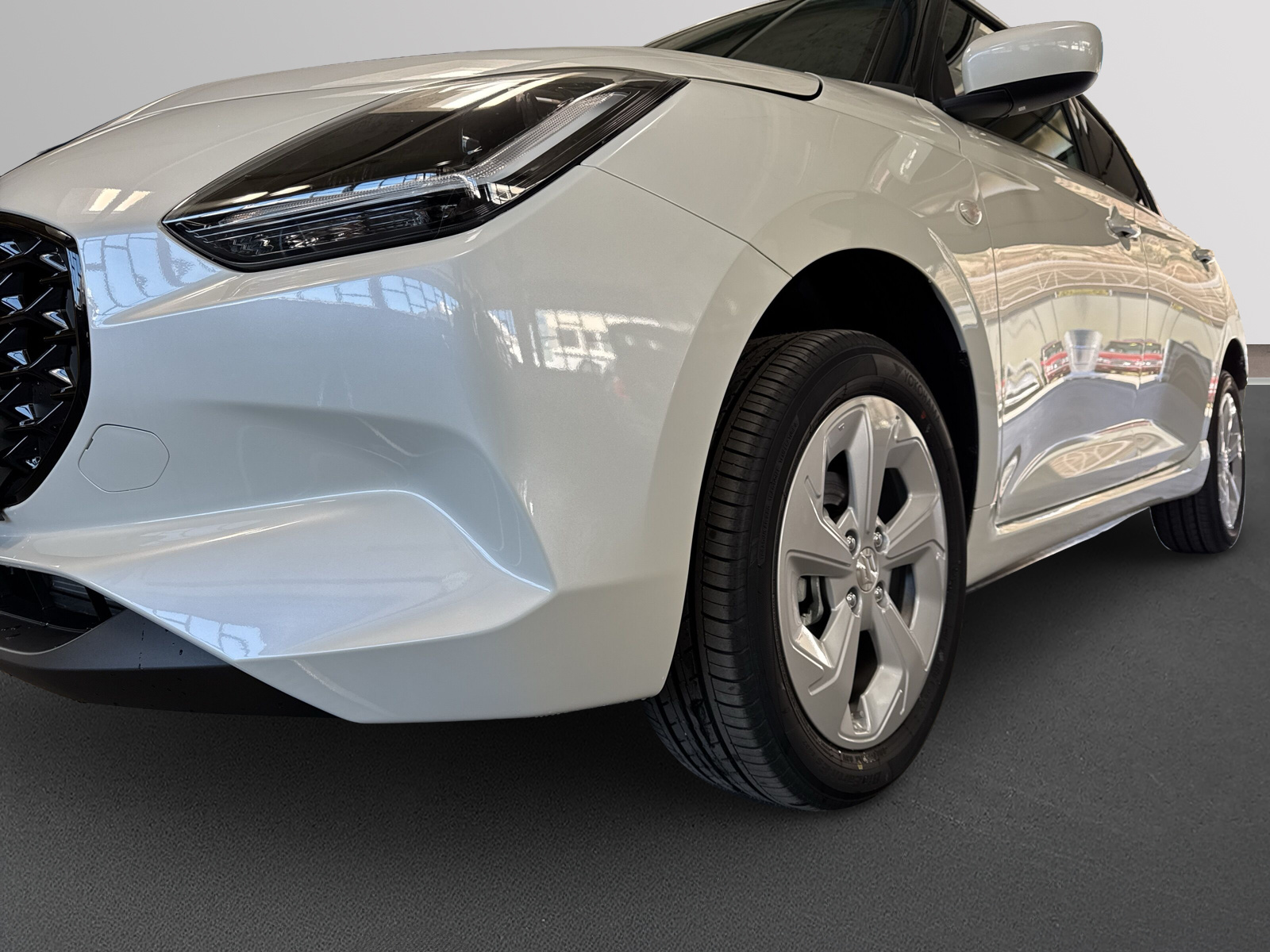 SUZUKI Swift 1.2 Compact+ Hybrid 4x4-image-4